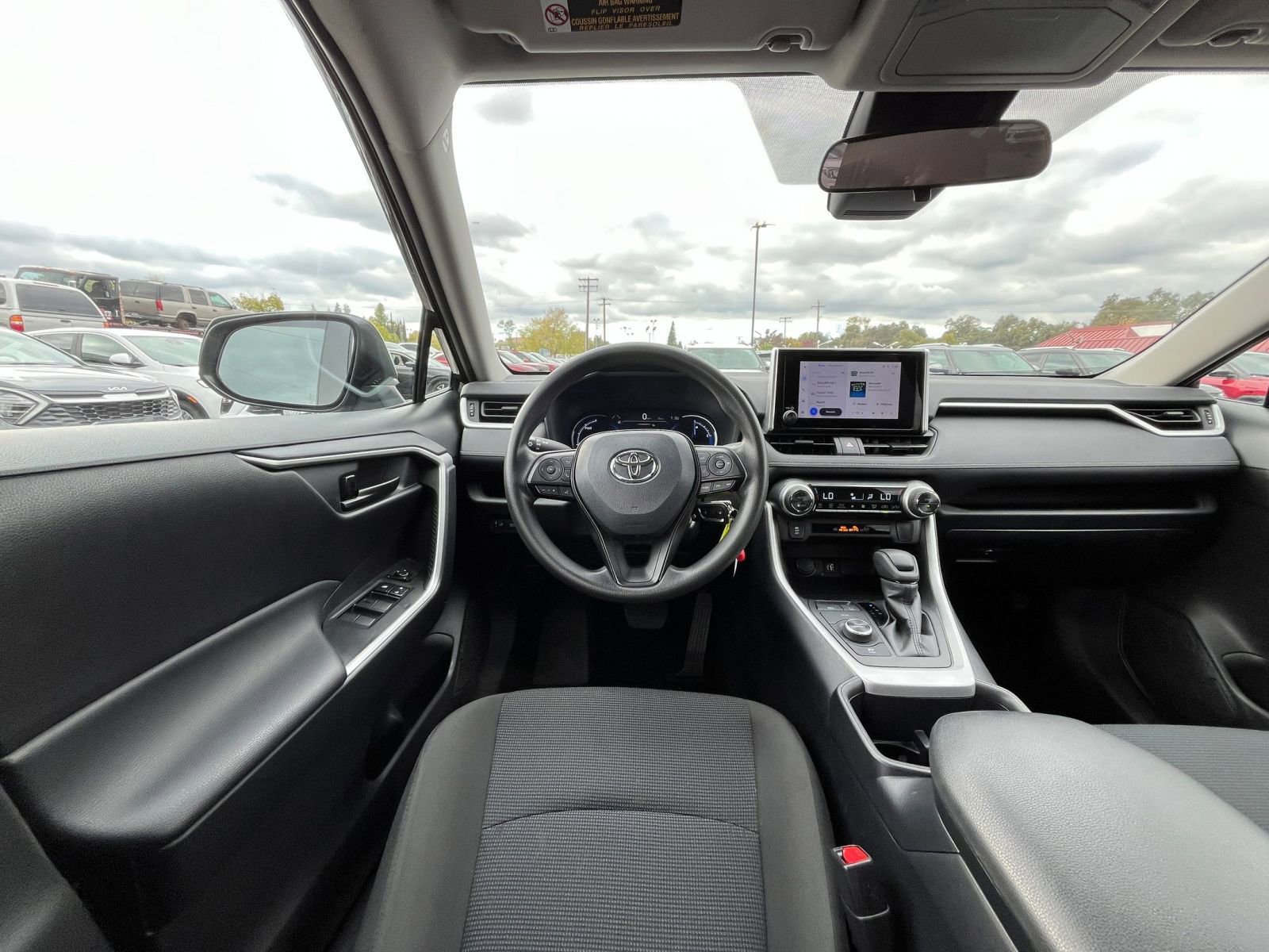 Thumbnail: 2025 Toyota RAV4 - 33