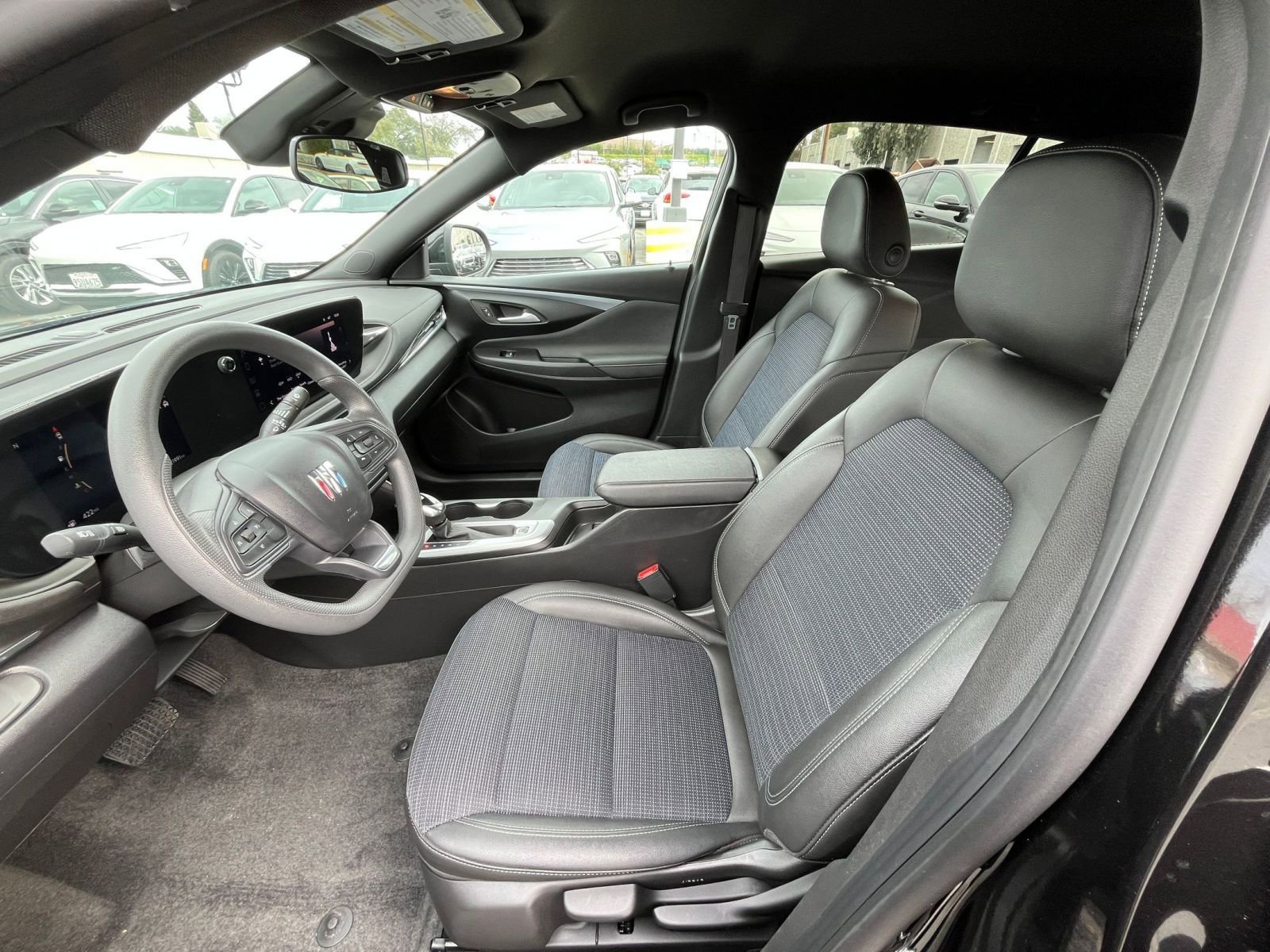 Thumbnail: 2025 Buick Envista - 24