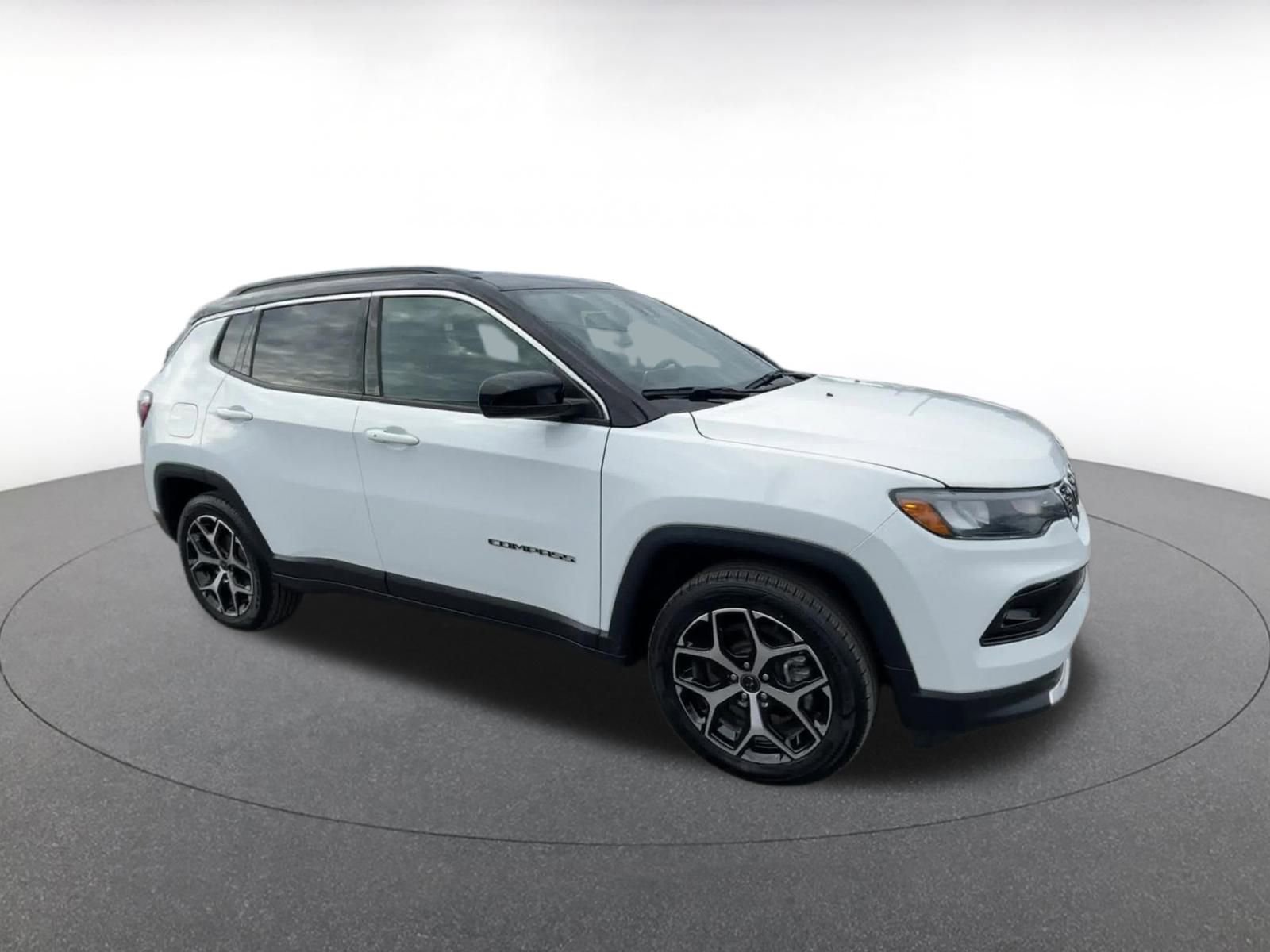 Thumbnail: 2025 Jeep Compass - 2