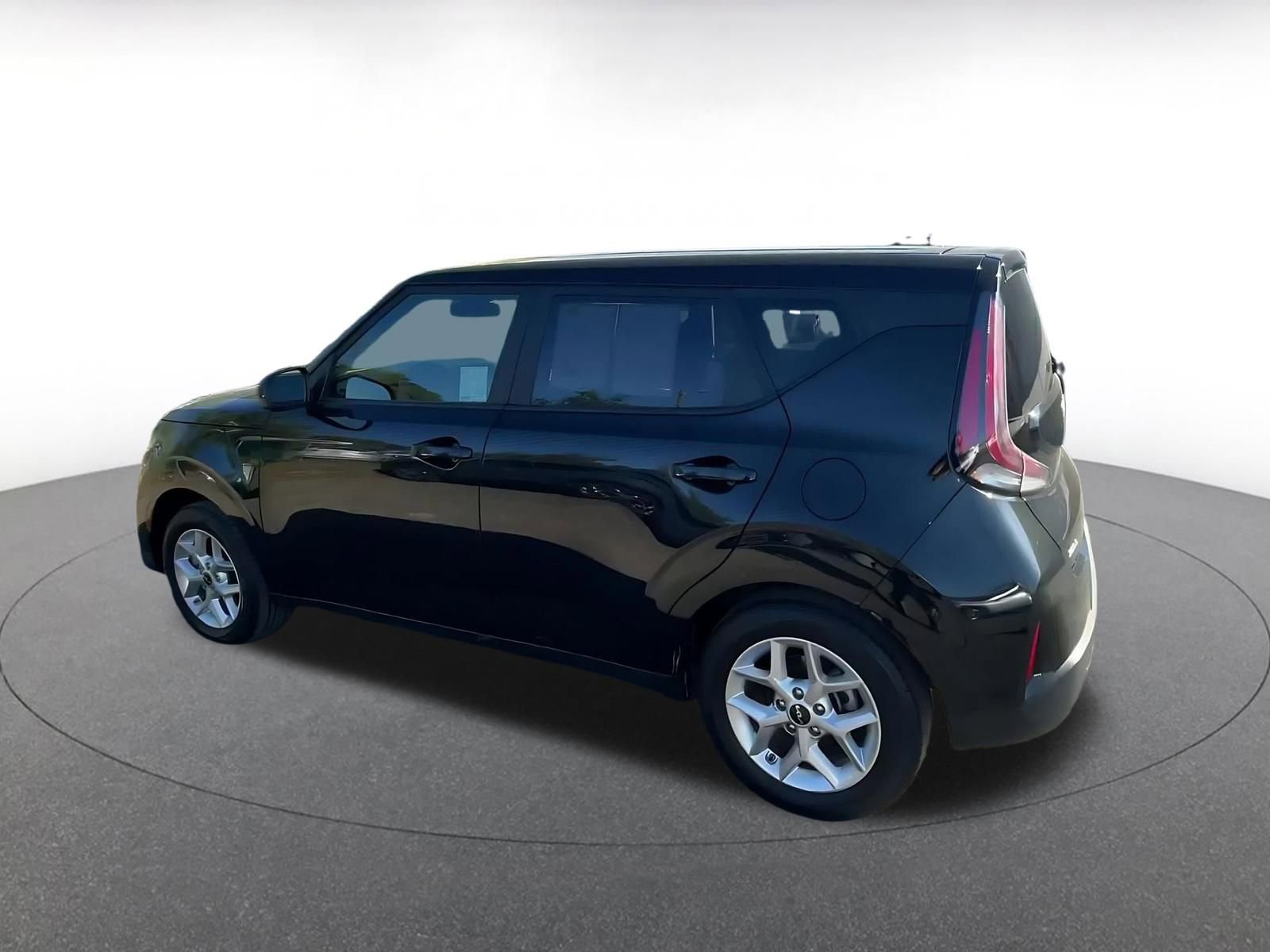 Thumbnail: 2025 Kia Soul - 10