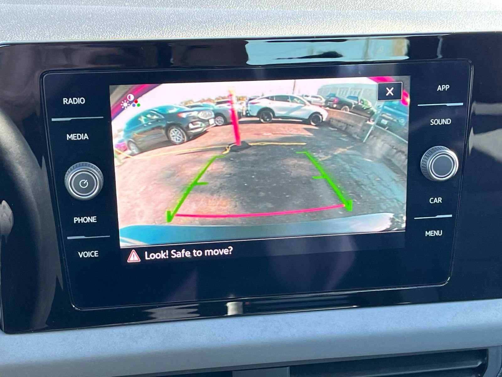 Thumbnail: 2025 Volkswagen Jetta - 17