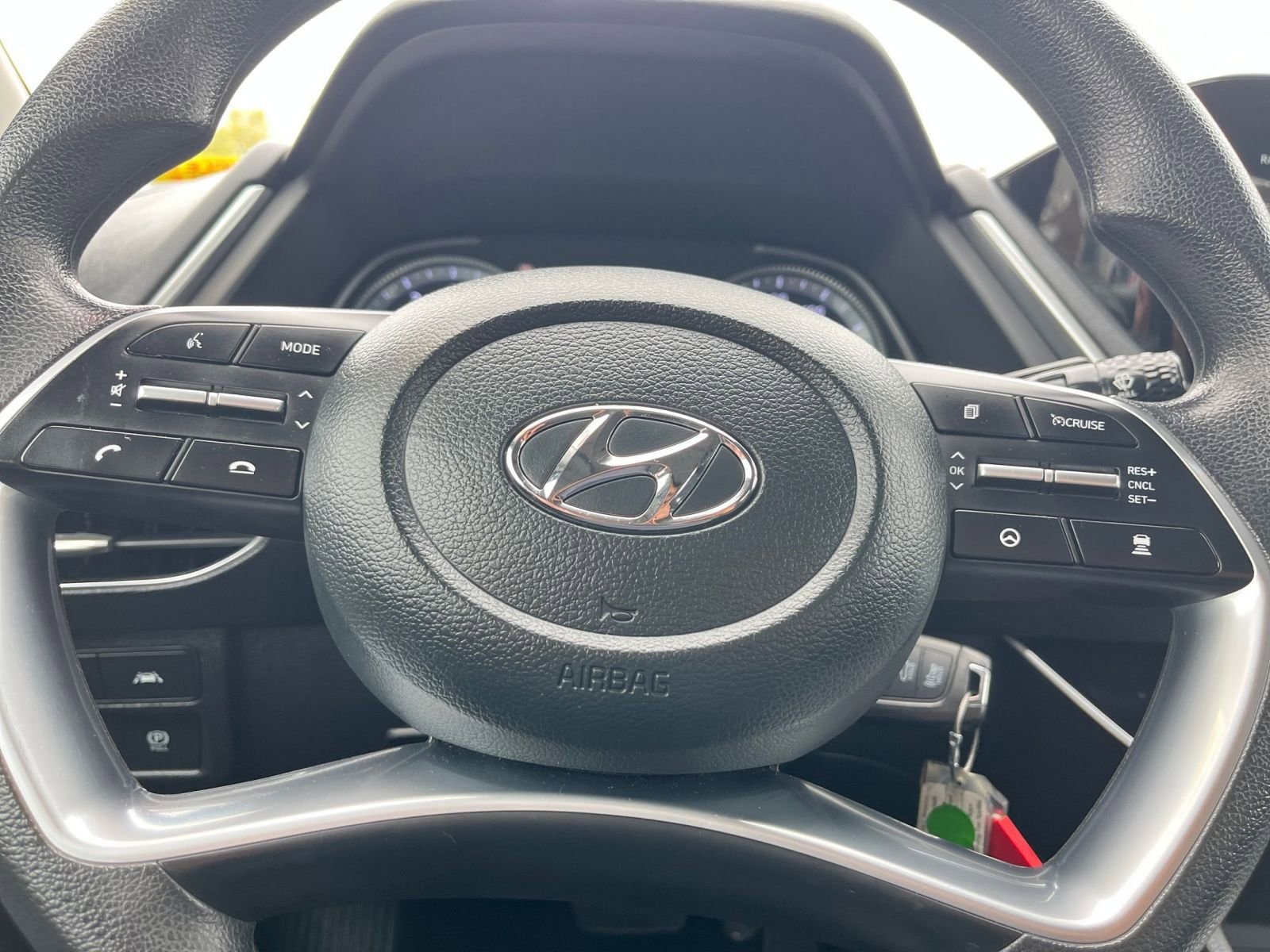 Thumbnail: 2023 Hyundai Sonata - 25