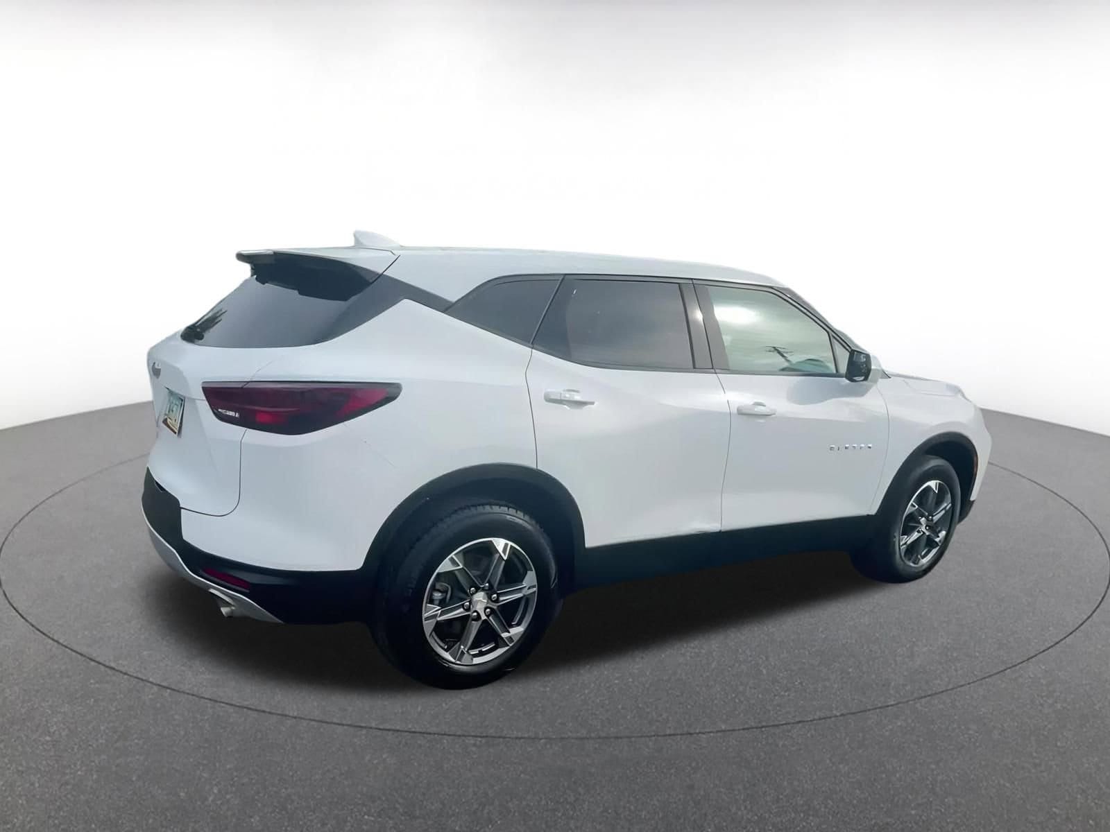 Thumbnail: 2025 Chevrolet Blazer - 15