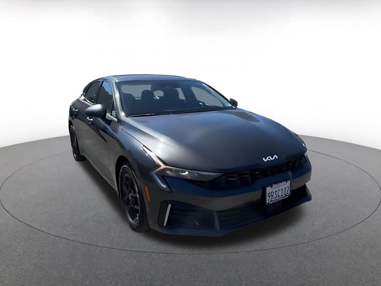 Thumbnail: 2025 Kia K5 - 3