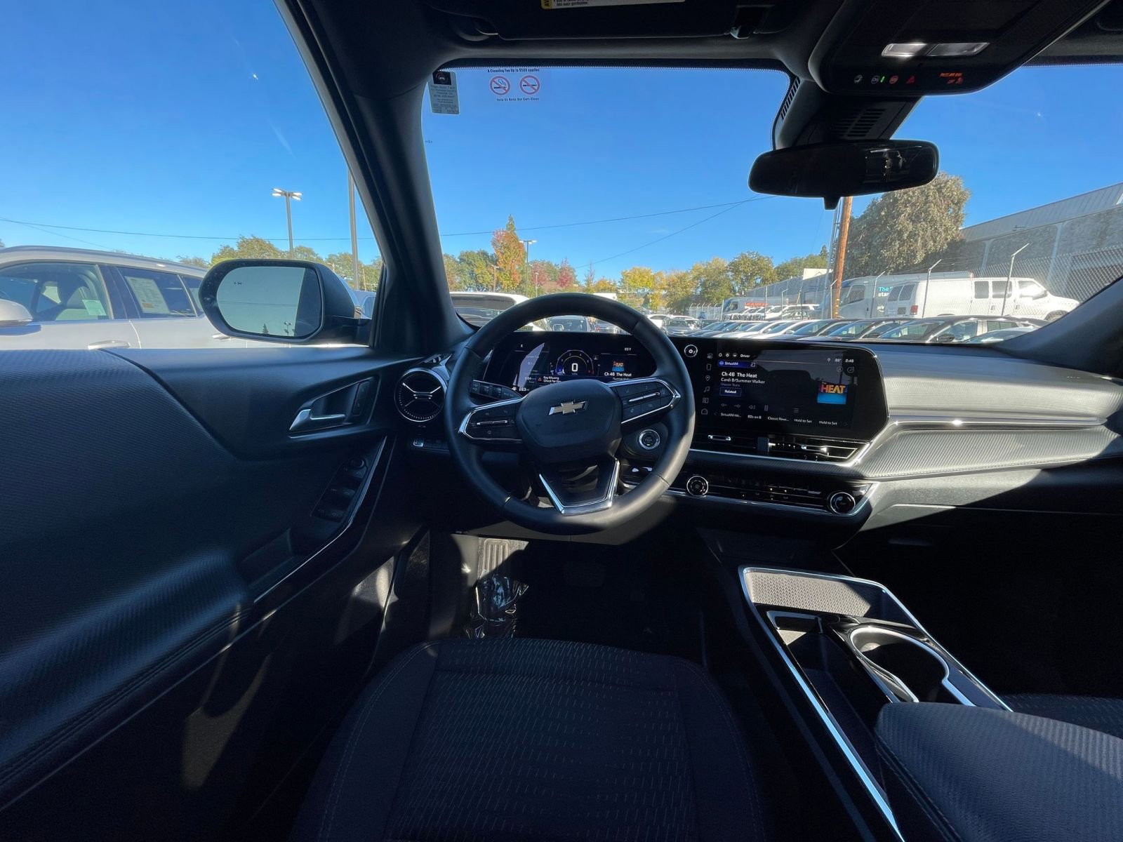 Thumbnail: 2025 Chevrolet Equinox - 33