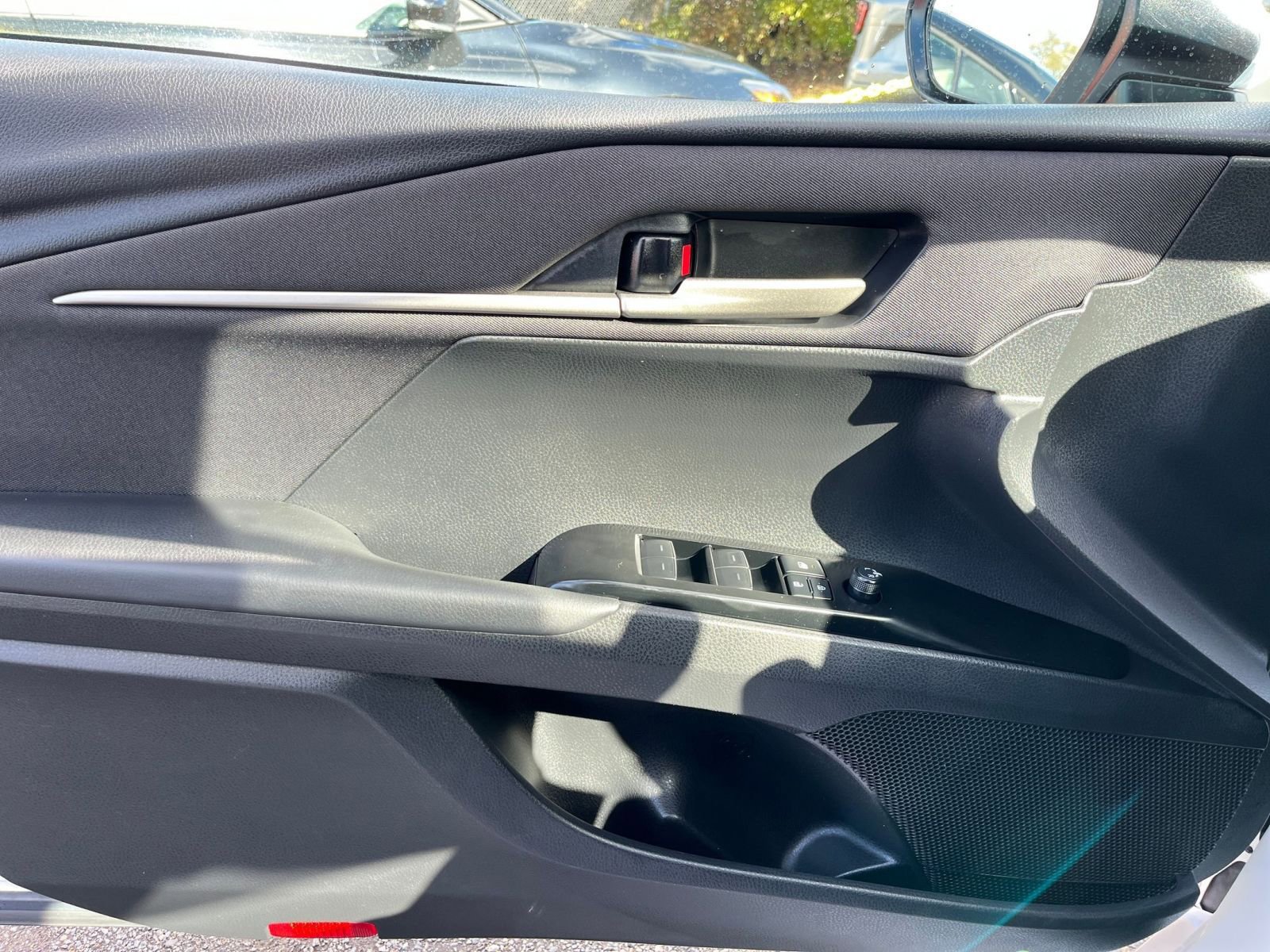 Thumbnail: 2025 Toyota Camry - 20