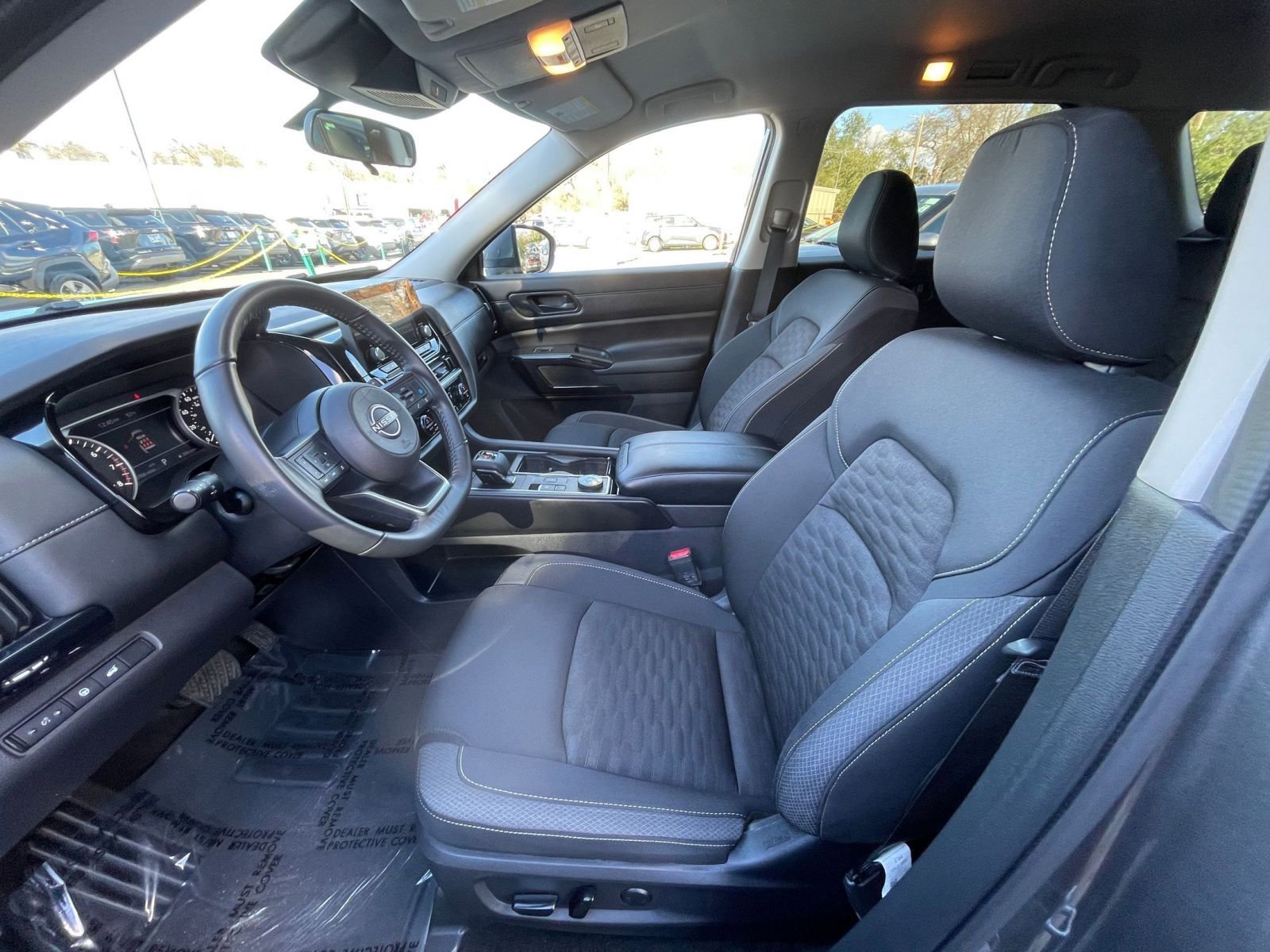 Thumbnail: 2025 Nissan Pathfinder - 28