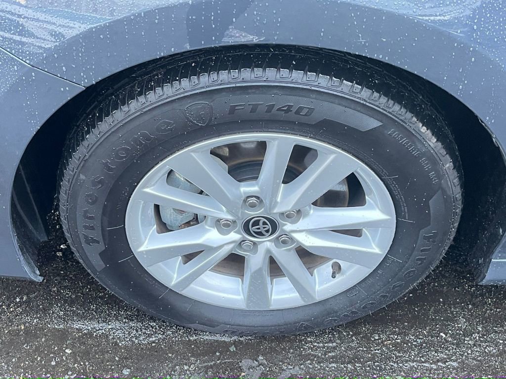 Thumbnail: 2025 Toyota Camry - 17