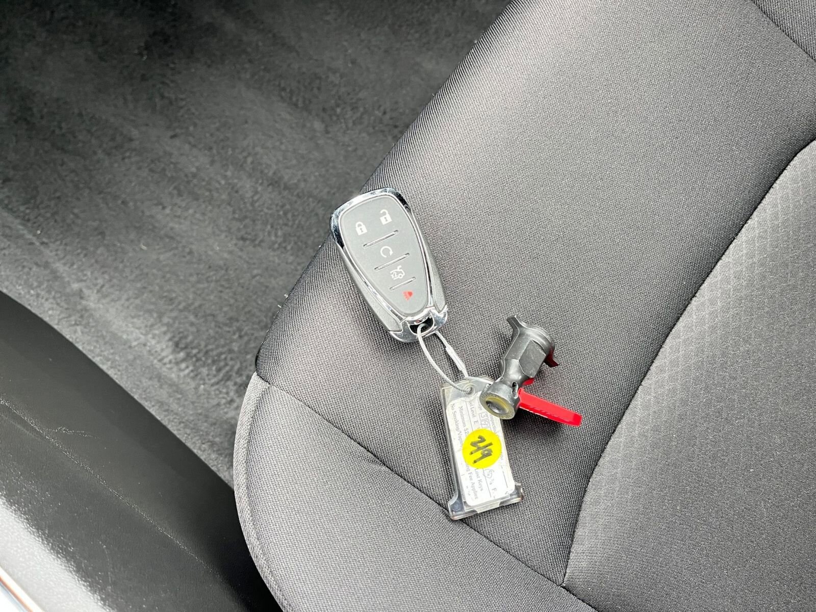 Thumbnail: 2024 Chevrolet Malibu - 21