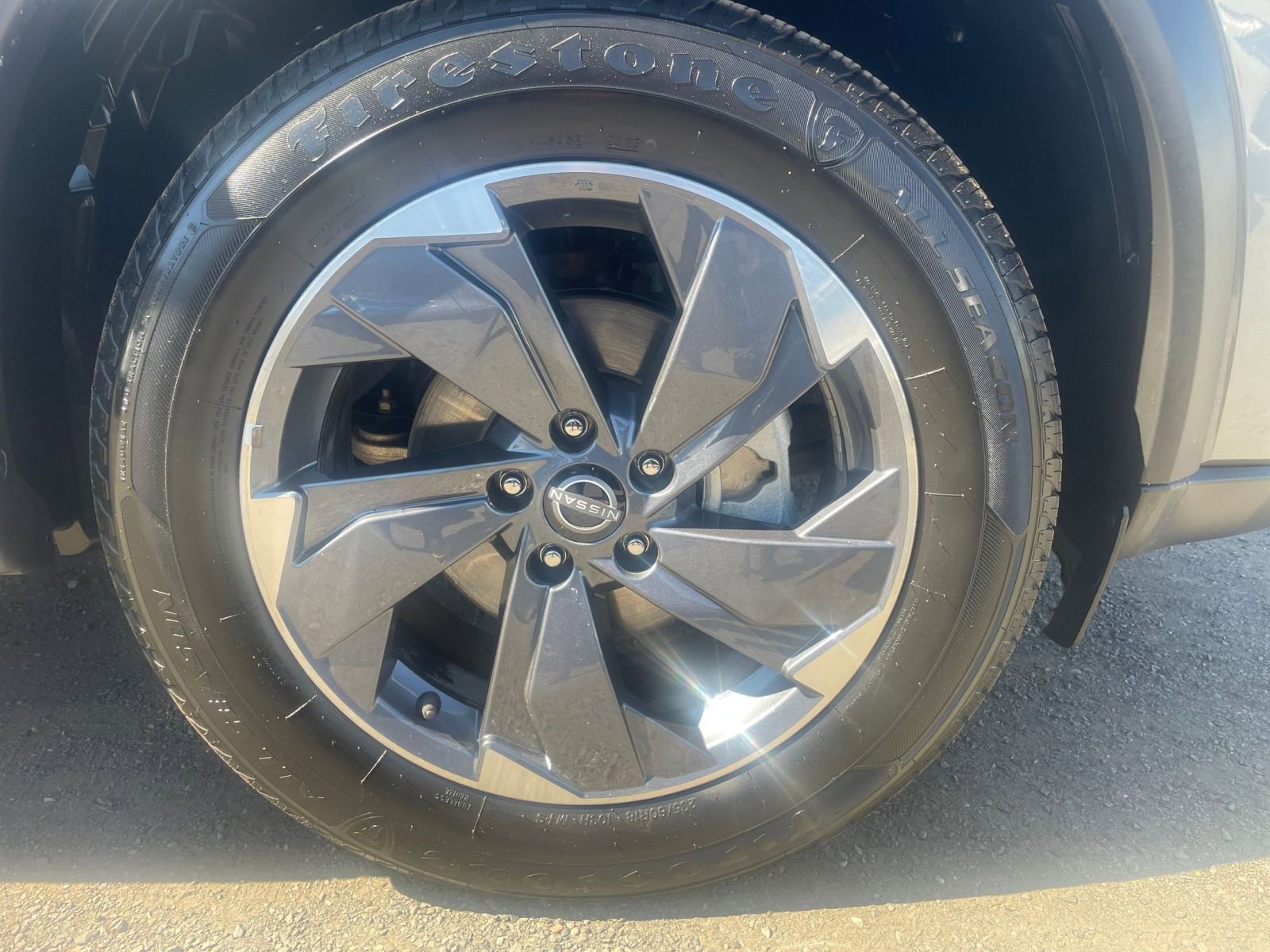 Thumbnail: 2025 Nissan Rogue - 32