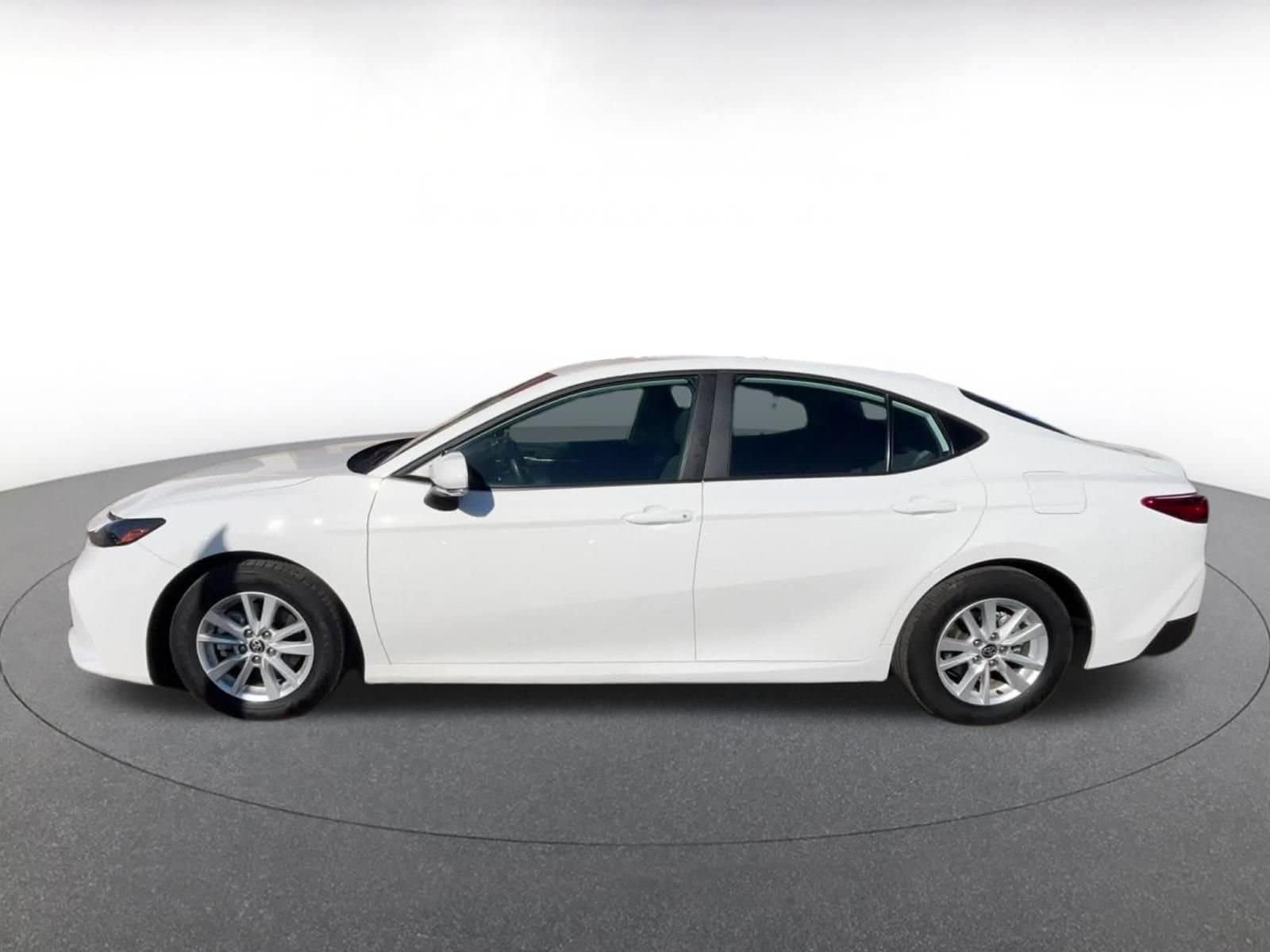 Thumbnail: 2025 Toyota Camry - 12