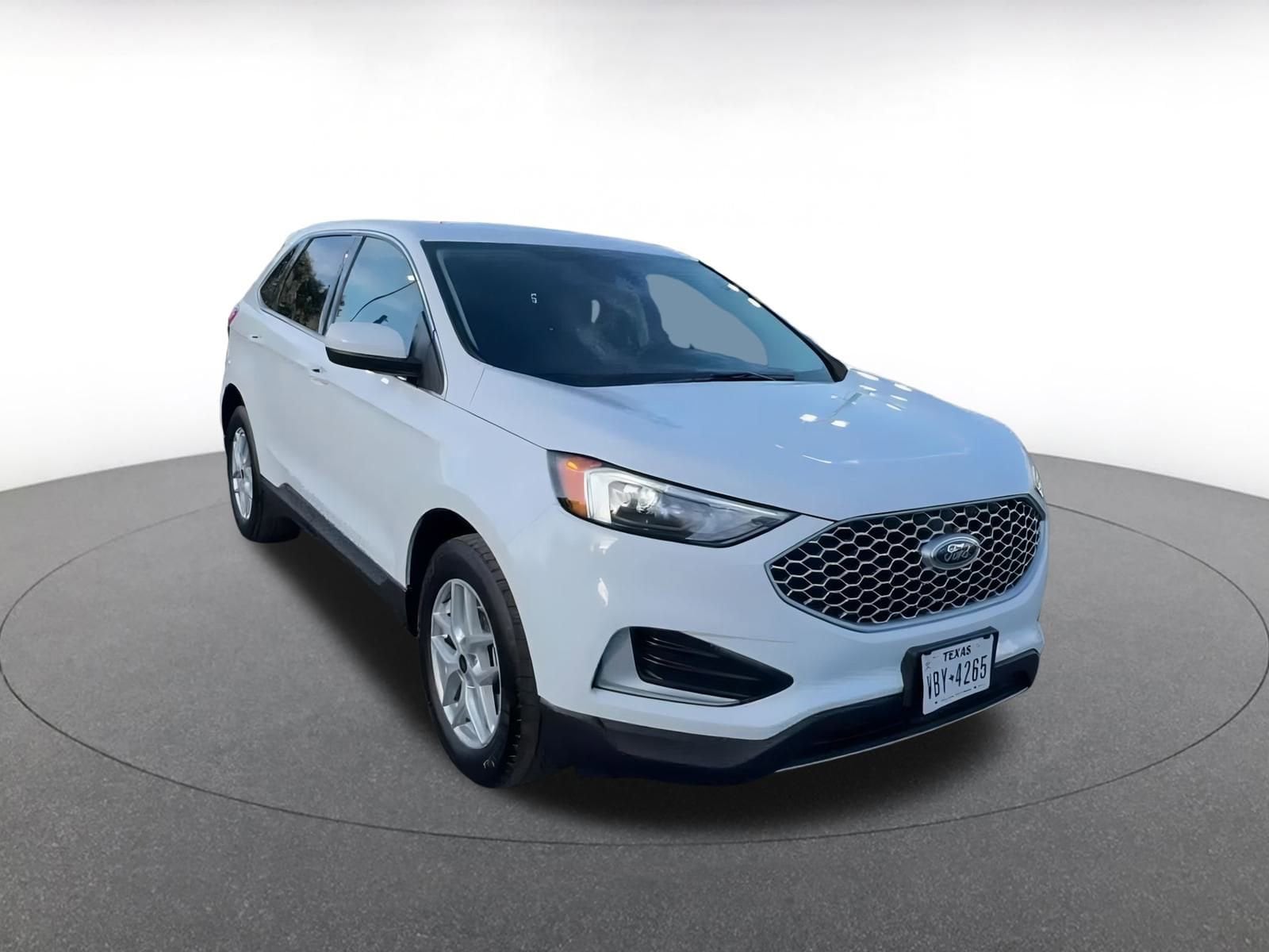 Thumbnail: 2024 Ford Edge - 3