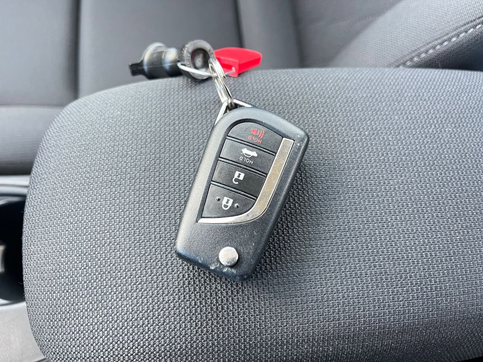 Thumbnail: 2025 Toyota Corolla - 22