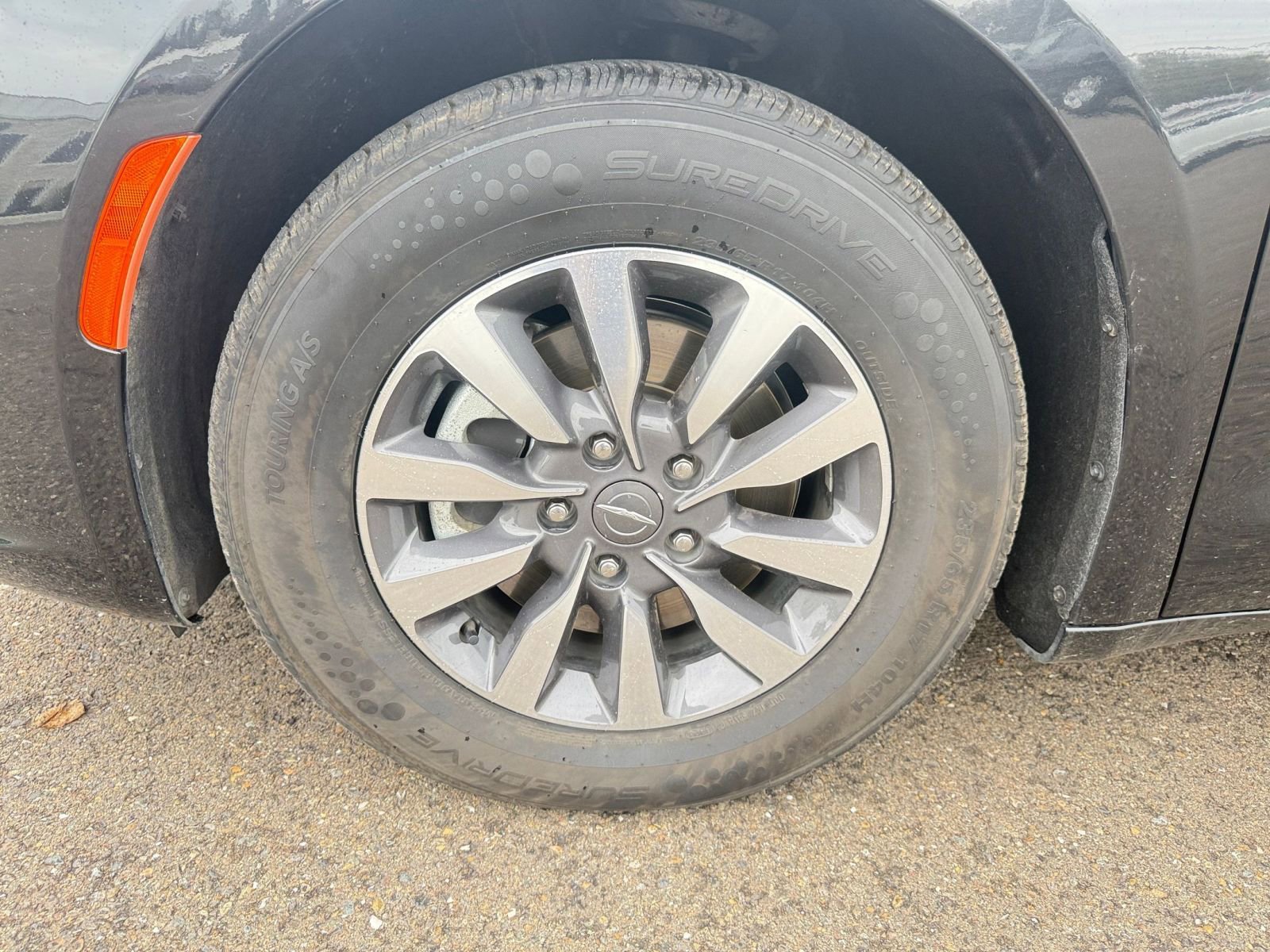 Thumbnail: 2023 Chrysler Pacifica - 30