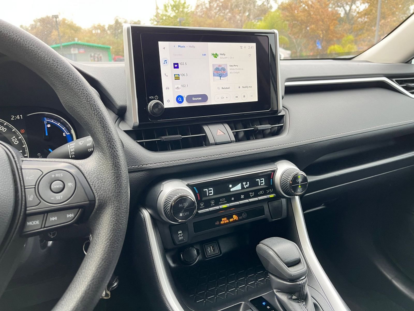 Thumbnail: 2025 Toyota RAV4 - 18