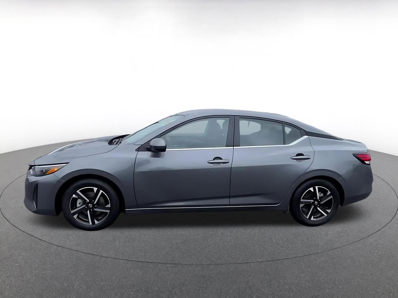 Thumbnail: 2025 Nissan Sentra - 9