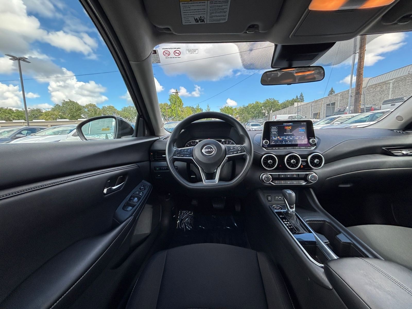 Thumbnail: 2025 Nissan Sentra - 32