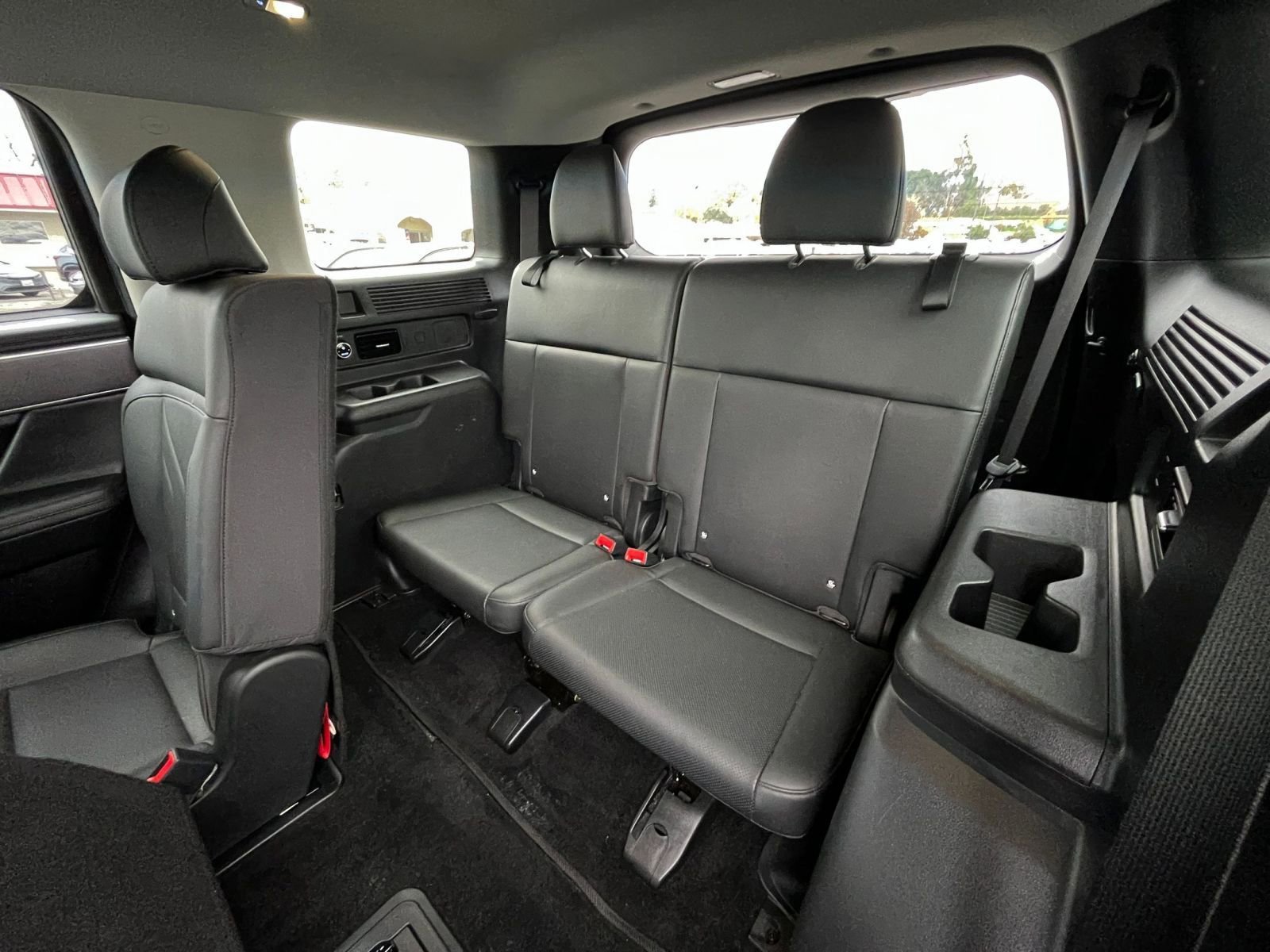 Thumbnail: 2025 Hyundai Santa Fe - 30