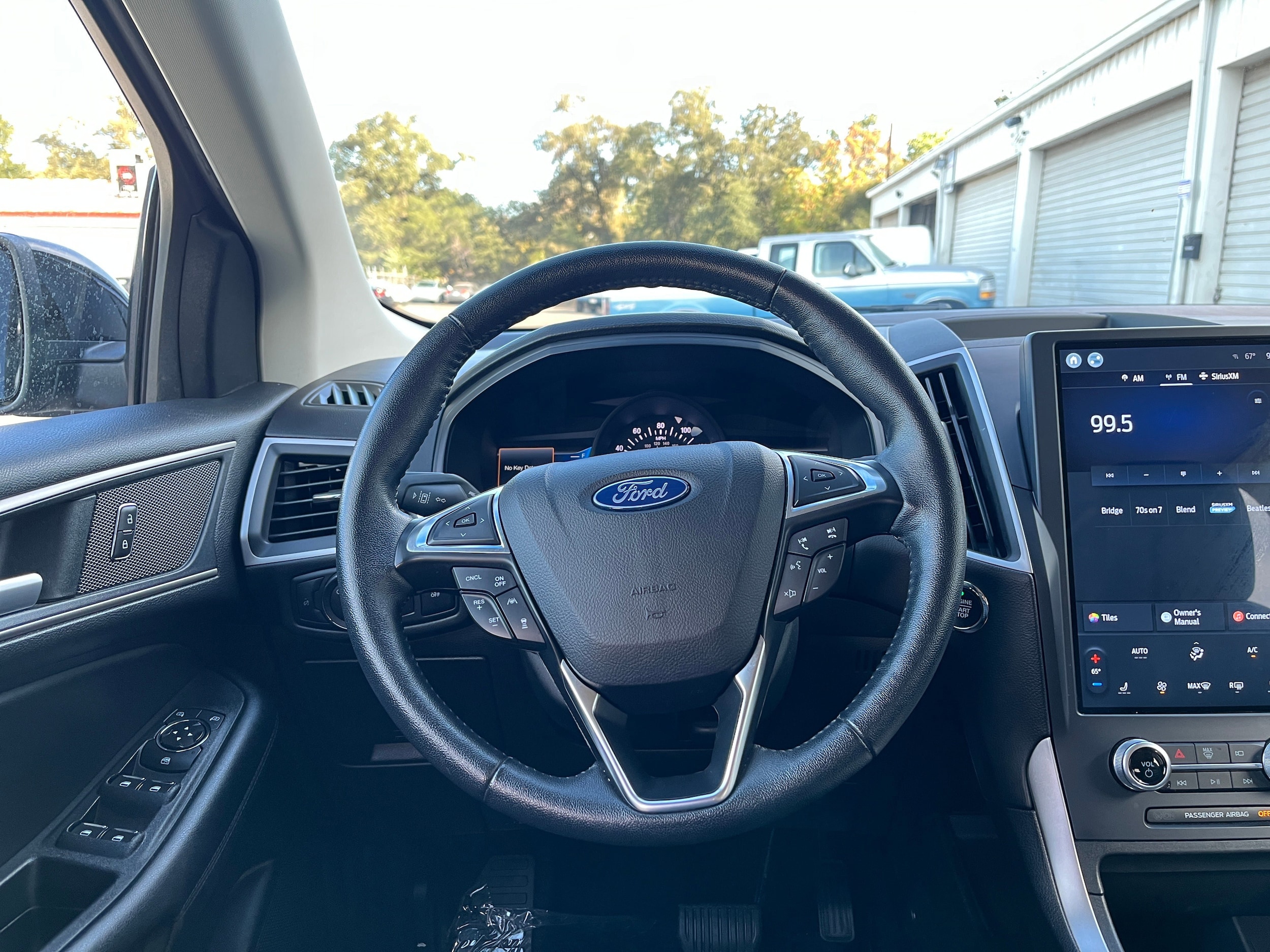 2022 Ford Edge  34