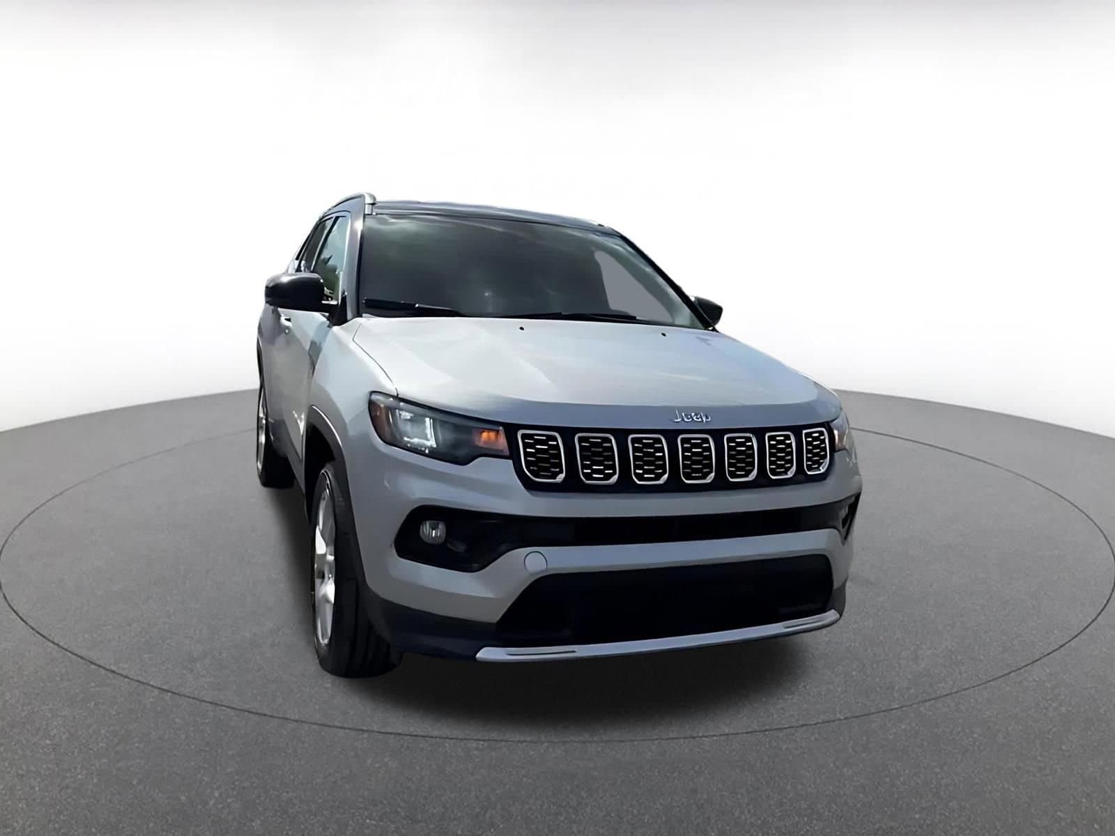Thumbnail: 2025 Jeep Compass - 3