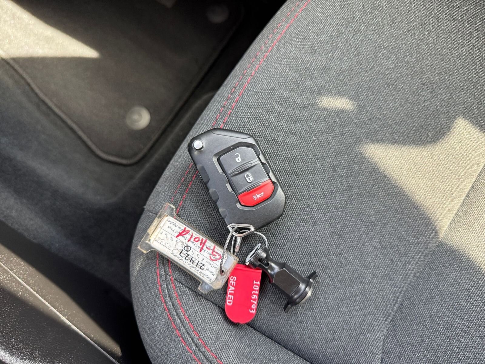 Thumbnail: 2025 Jeep Wrangler - 21