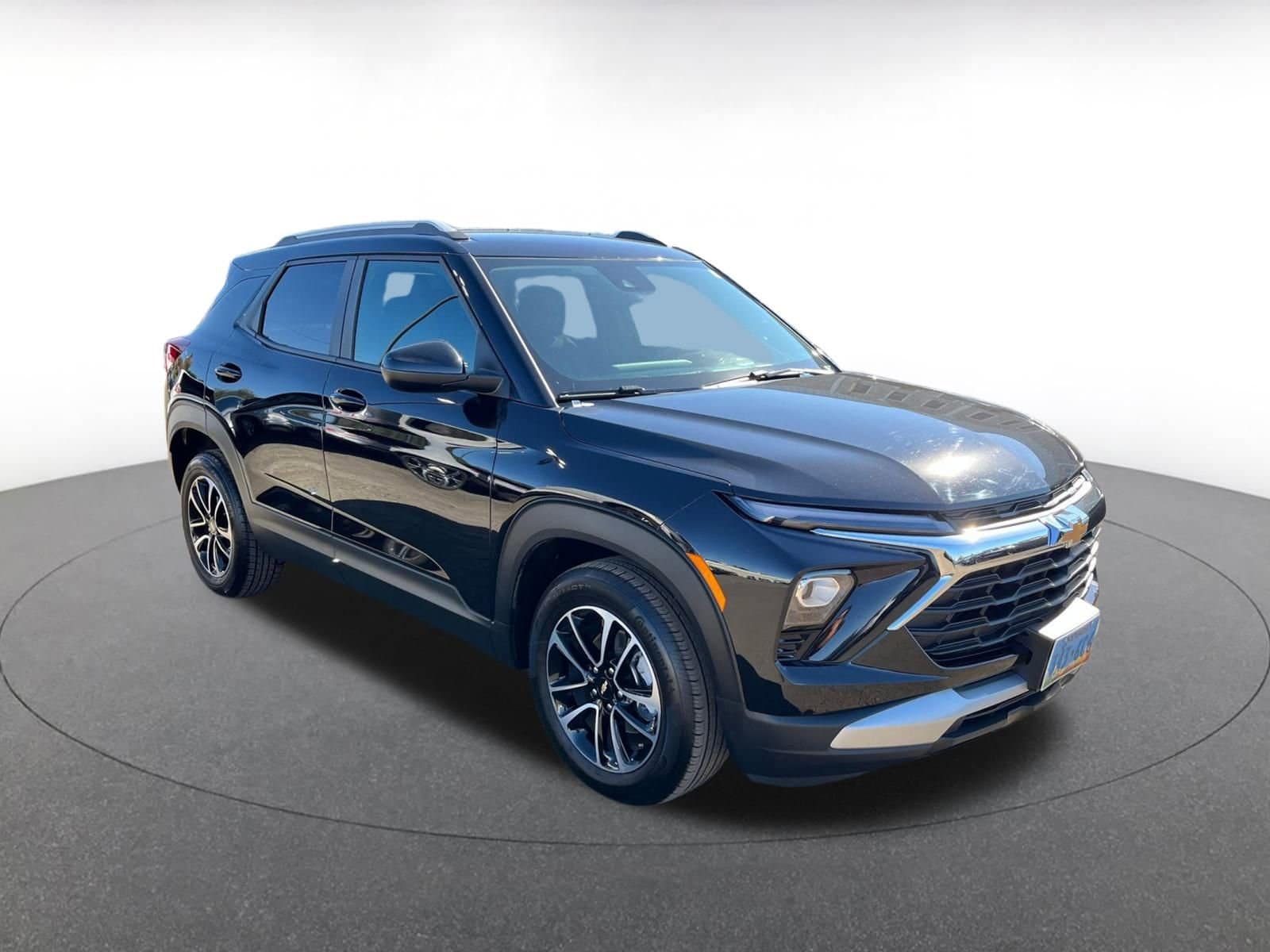 Thumbnail: 2025 Chevrolet TrailBlazer - 1