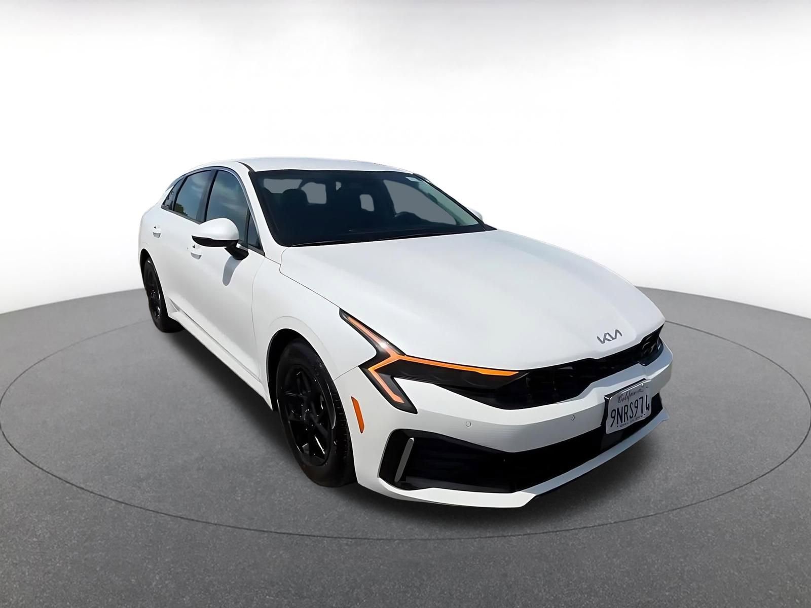 Thumbnail: 2025 Kia K5 - 3