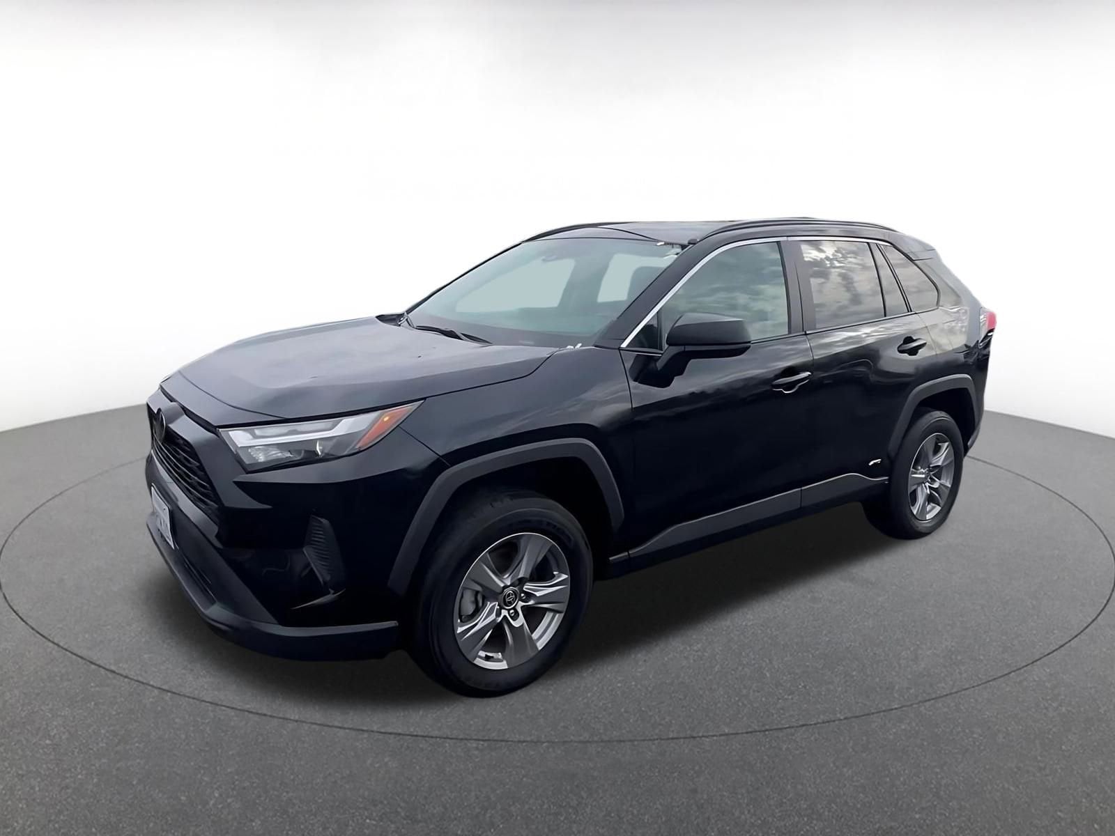 Thumbnail: 2025 Toyota RAV4 - 8