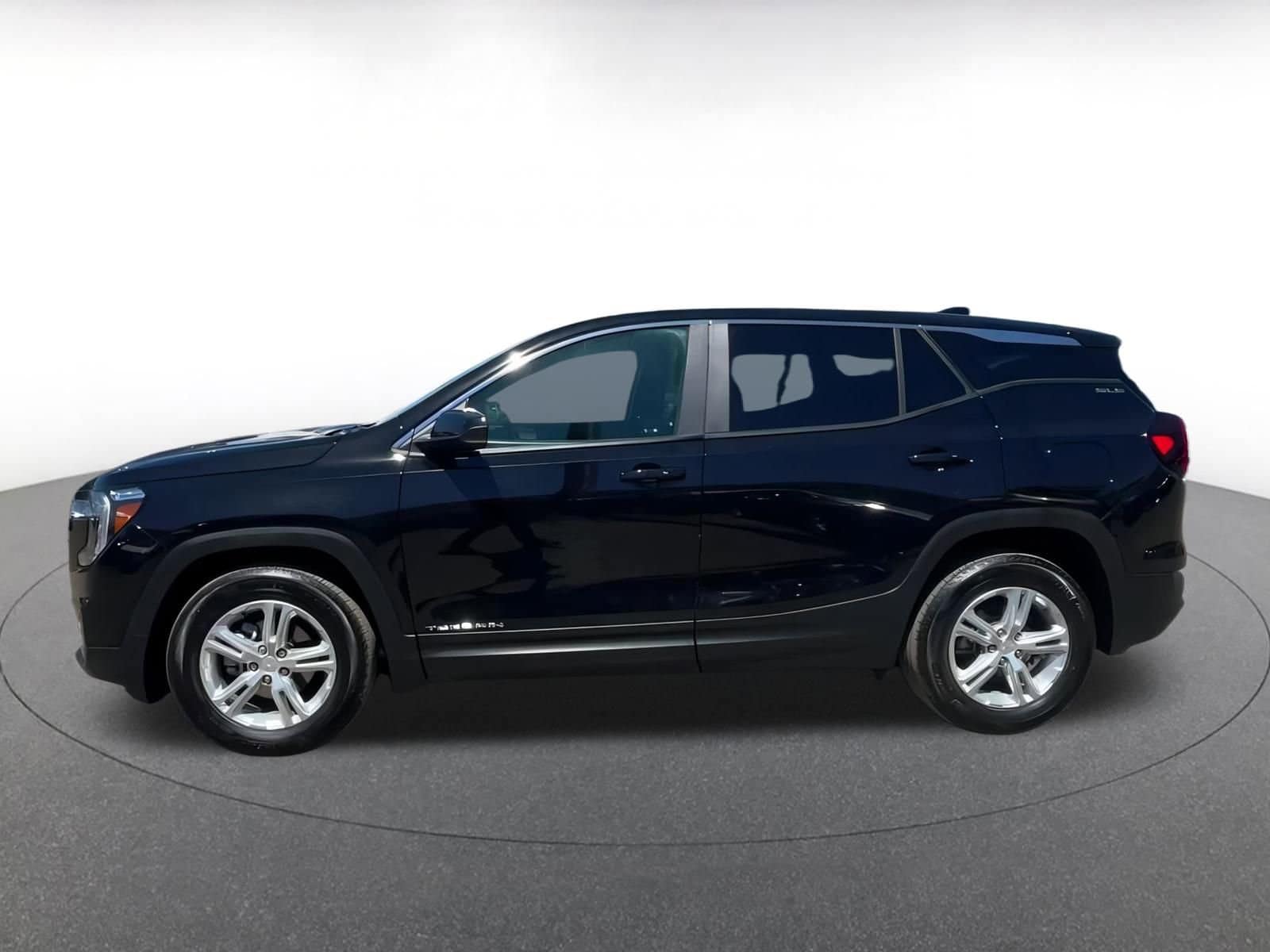 Thumbnail: 2024 GMC Terrain - 9