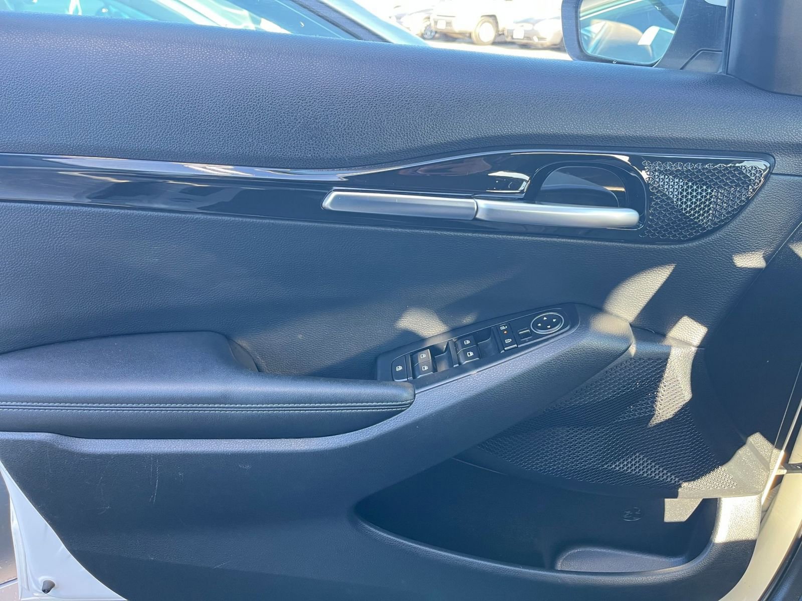 Thumbnail: 2025 Kia Seltos - 18