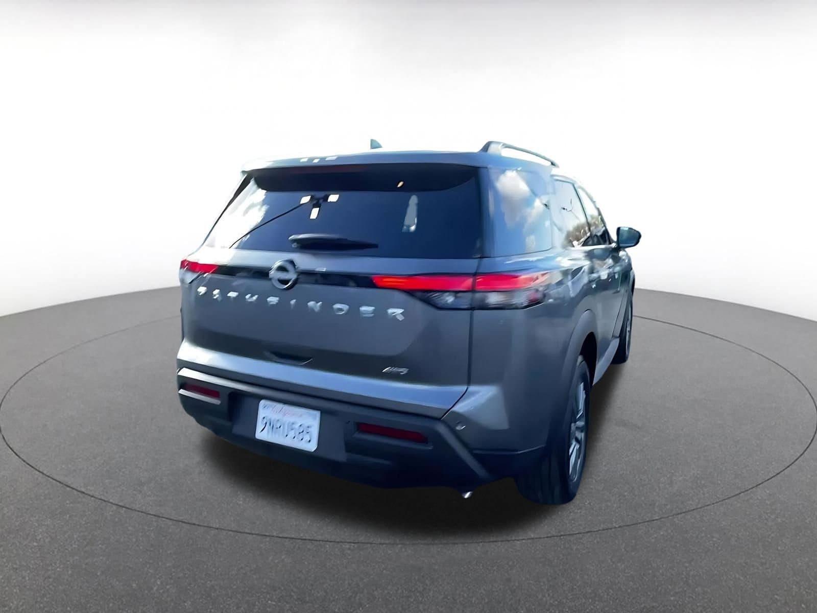 Thumbnail: 2025 Nissan Pathfinder - 14