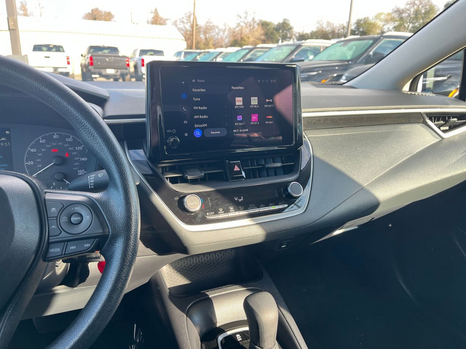 Thumbnail: 2025 Toyota Corolla - 18