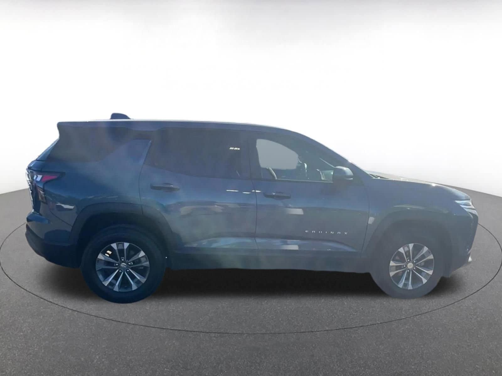 Thumbnail: 2025 Chevrolet Equinox - 16