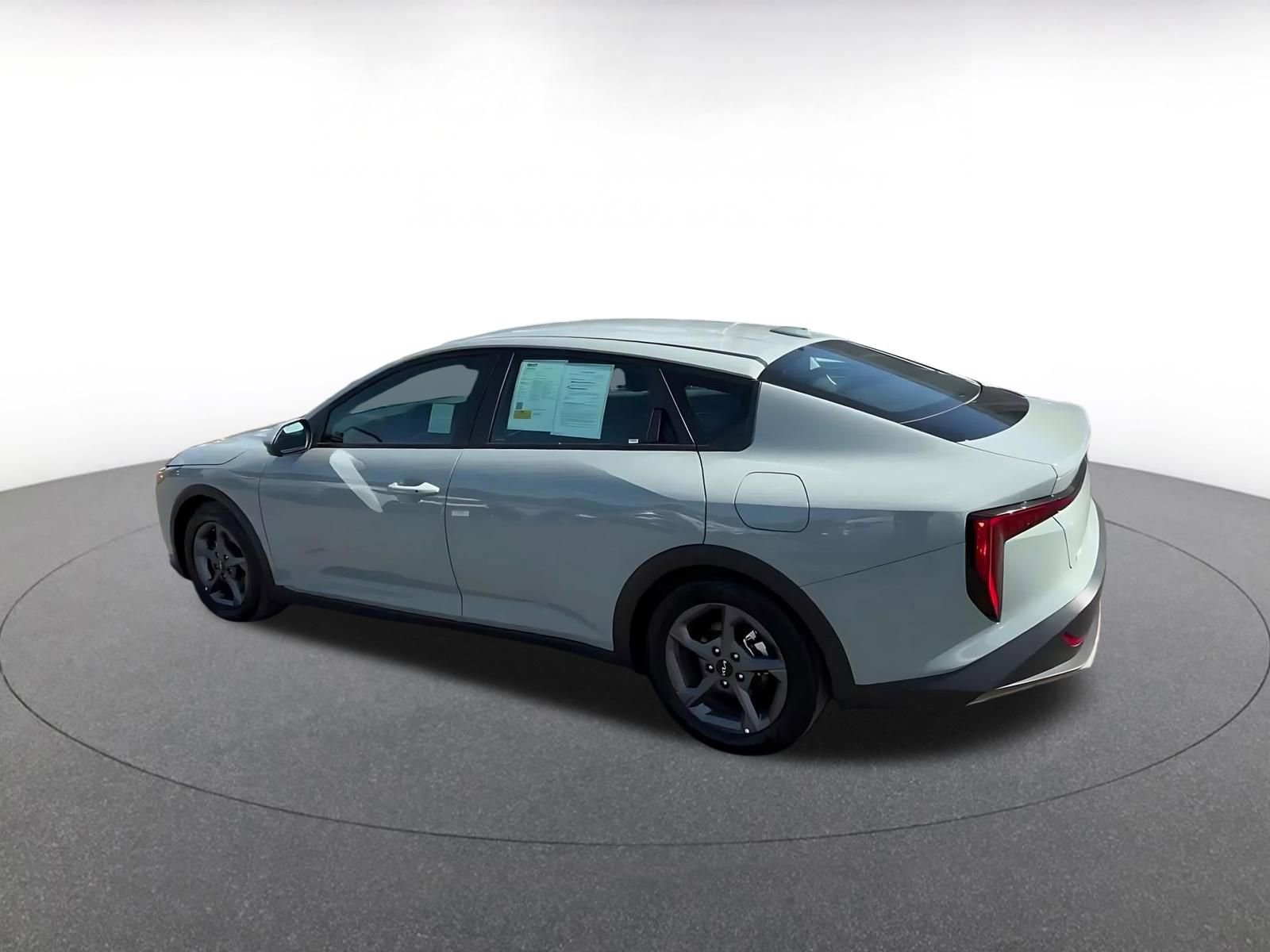 Thumbnail: 2025 Kia K4 - 10
