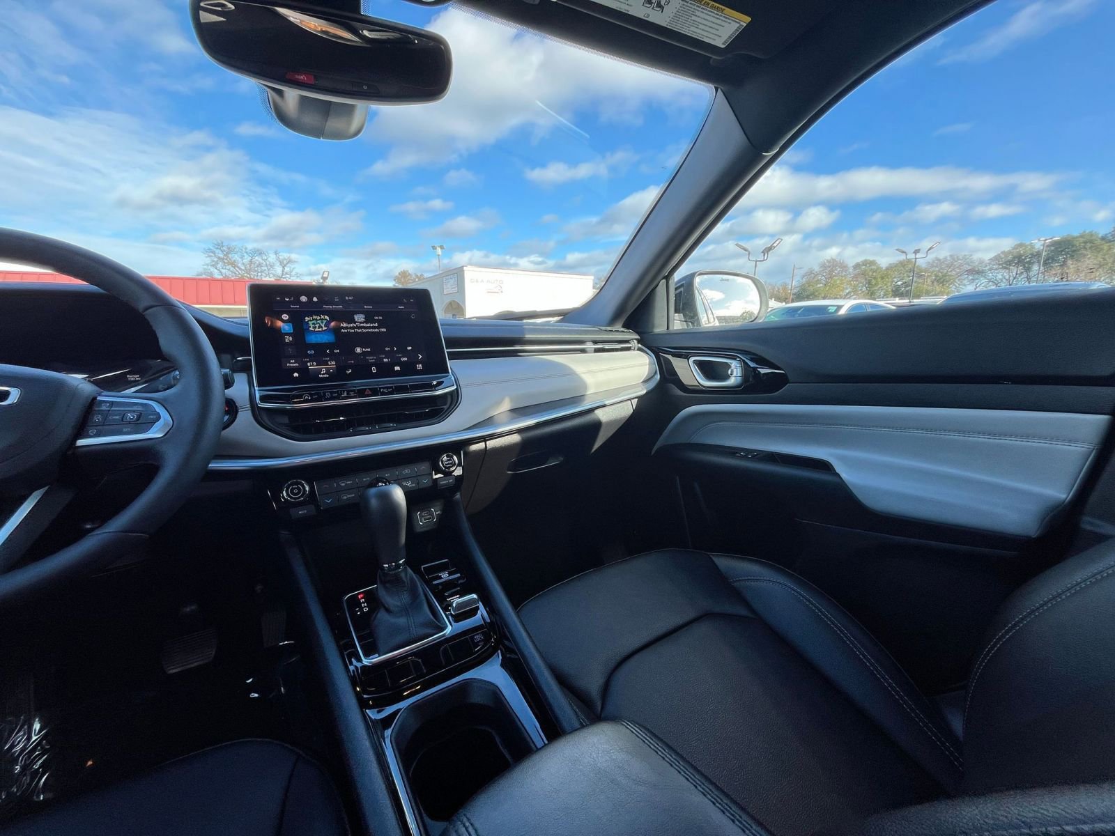 Thumbnail: 2025 Jeep Compass - 35