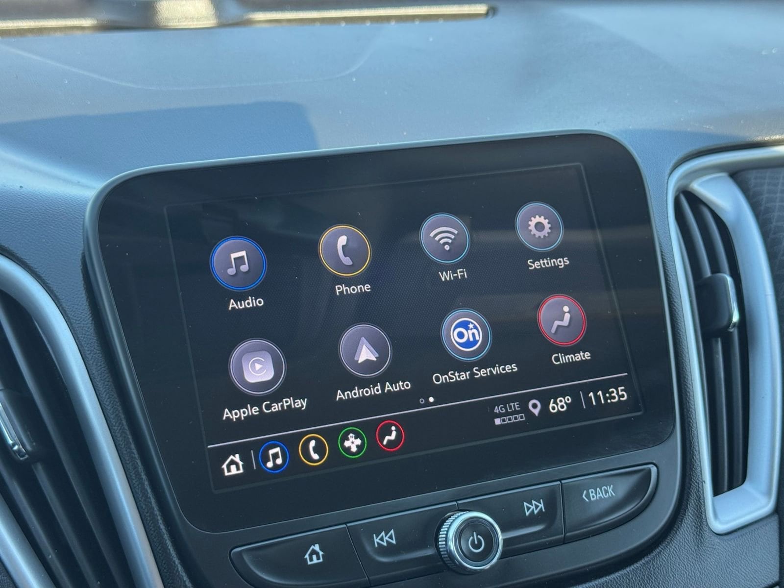 Thumbnail: 2023 Chevrolet Malibu - 20