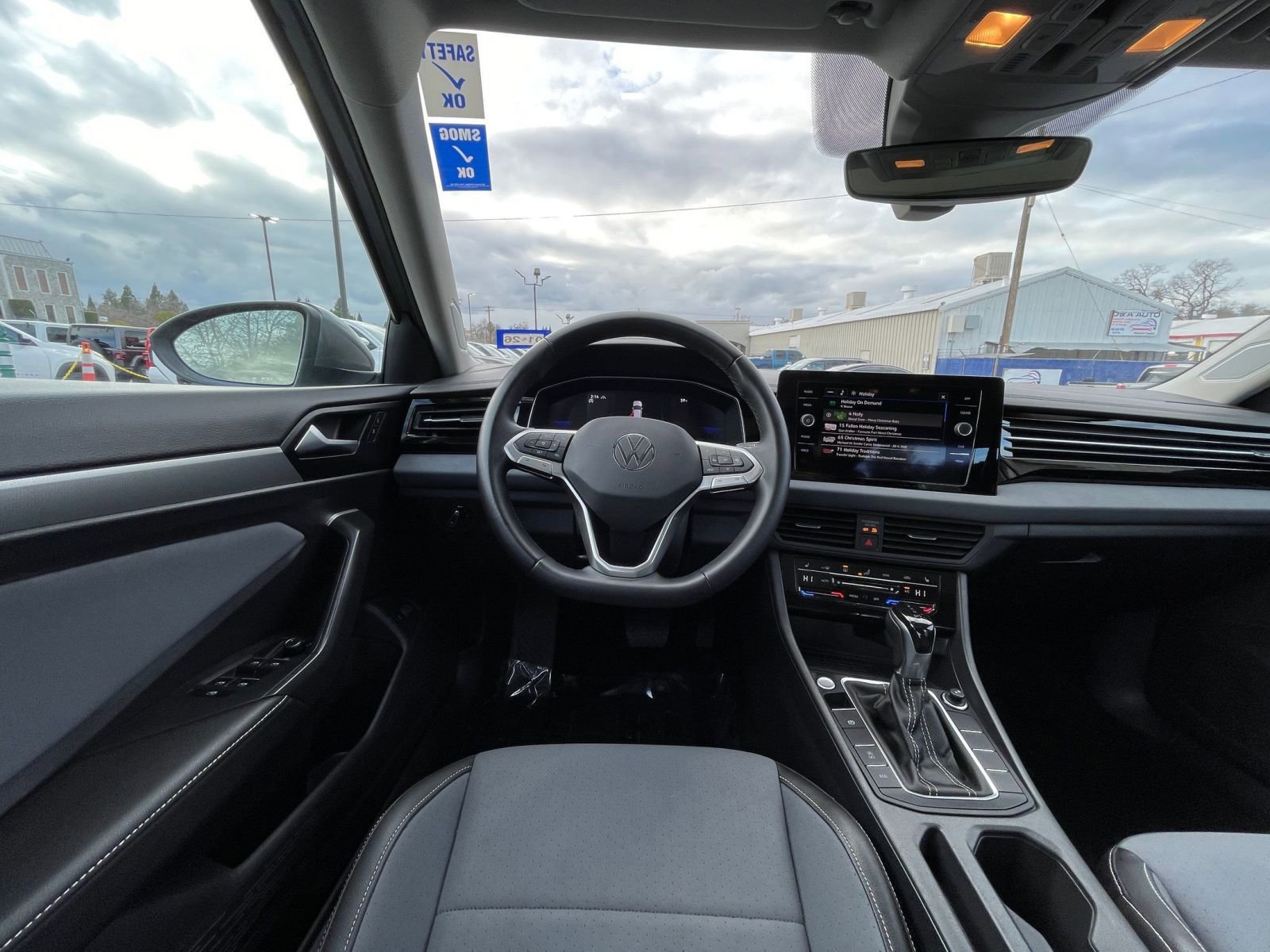 Thumbnail: 2025 Volkswagen Jetta - 33