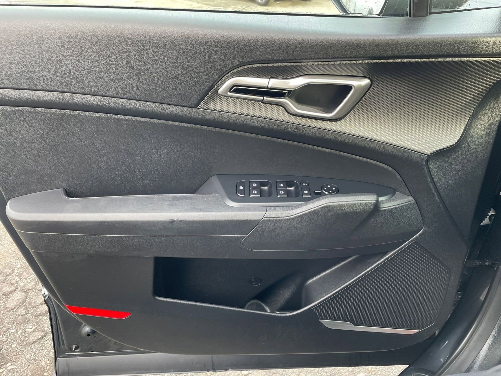 Thumbnail: 2025 Kia Sportage - 18