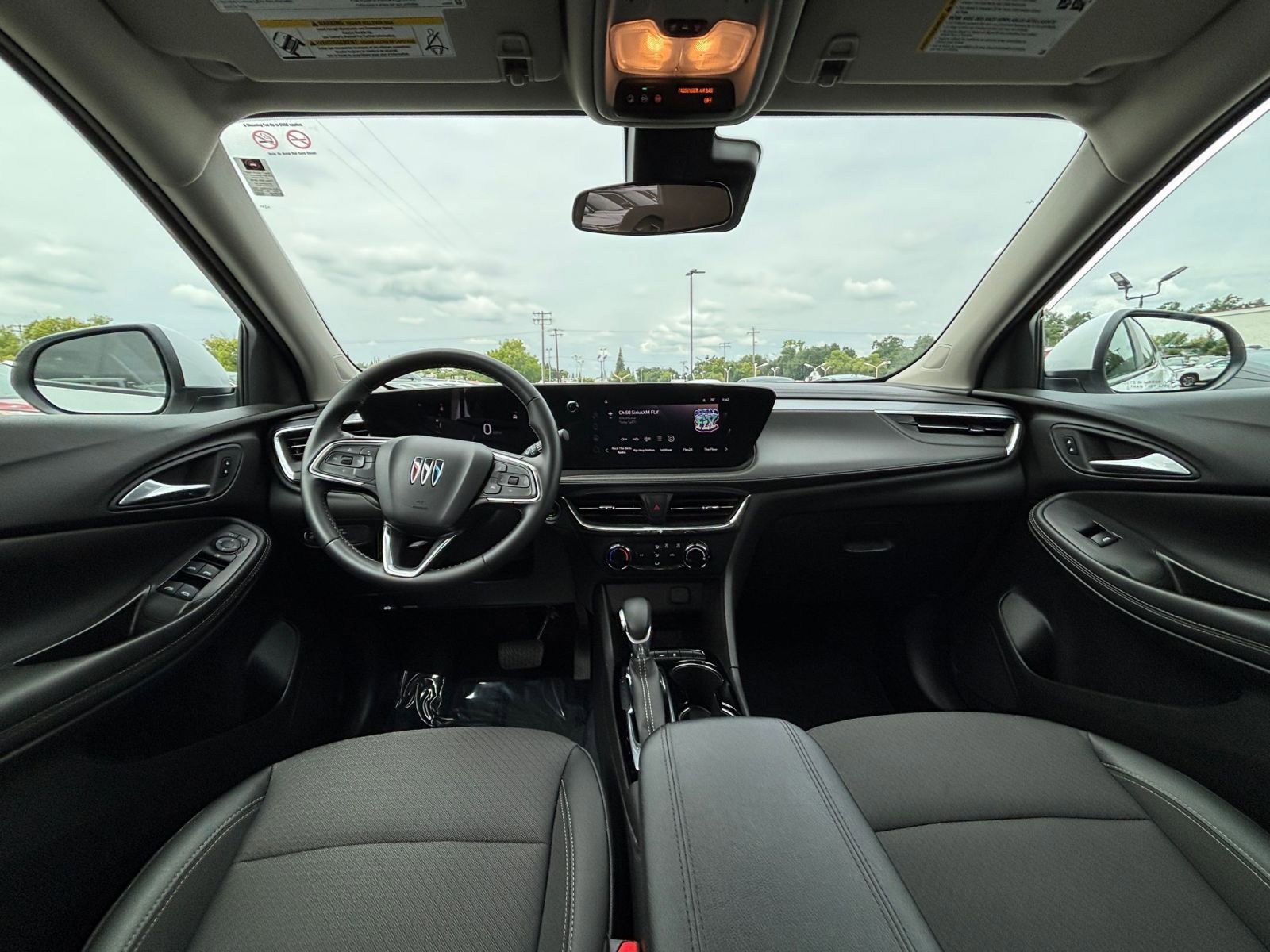 Thumbnail: 2025 Buick Encore GX - 32