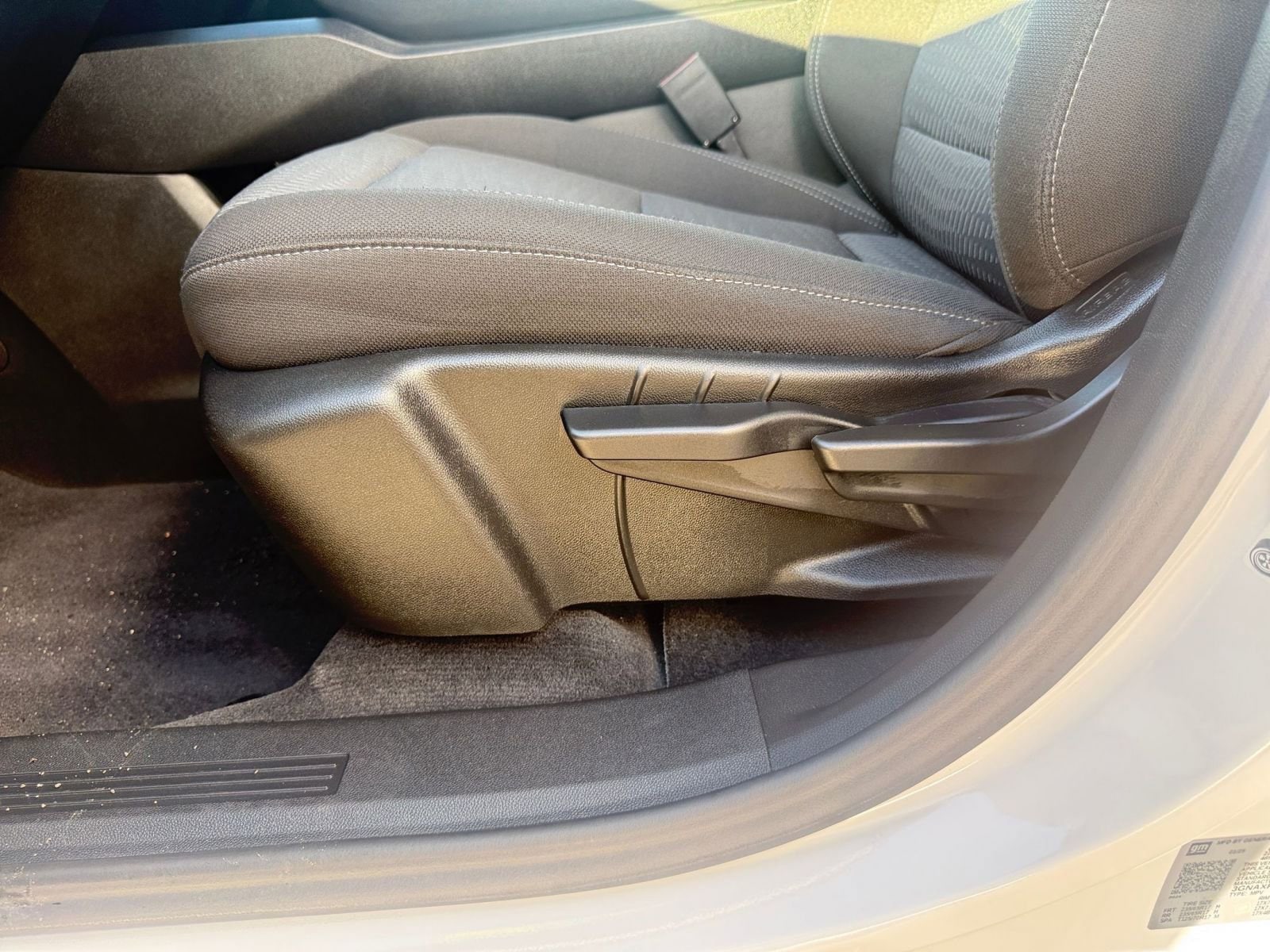 Thumbnail: 2025 Chevrolet Equinox - 23