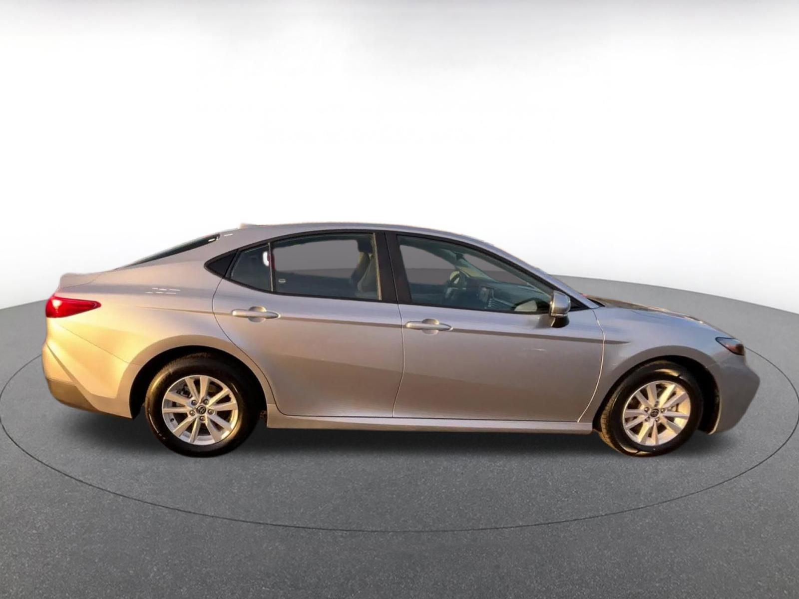 Thumbnail: 2025 Toyota Camry - 16