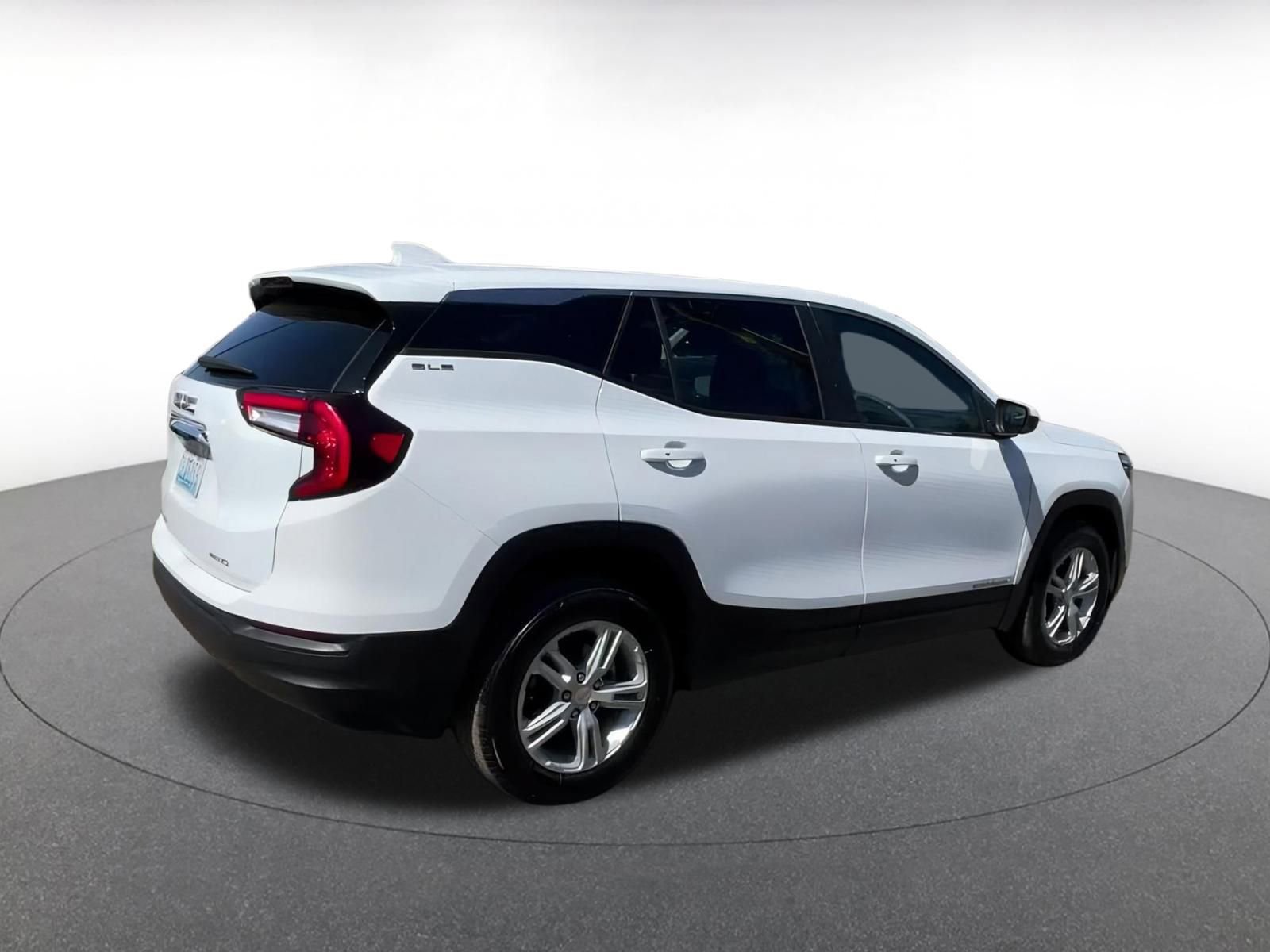 Thumbnail: 2024 GMC Terrain - 15