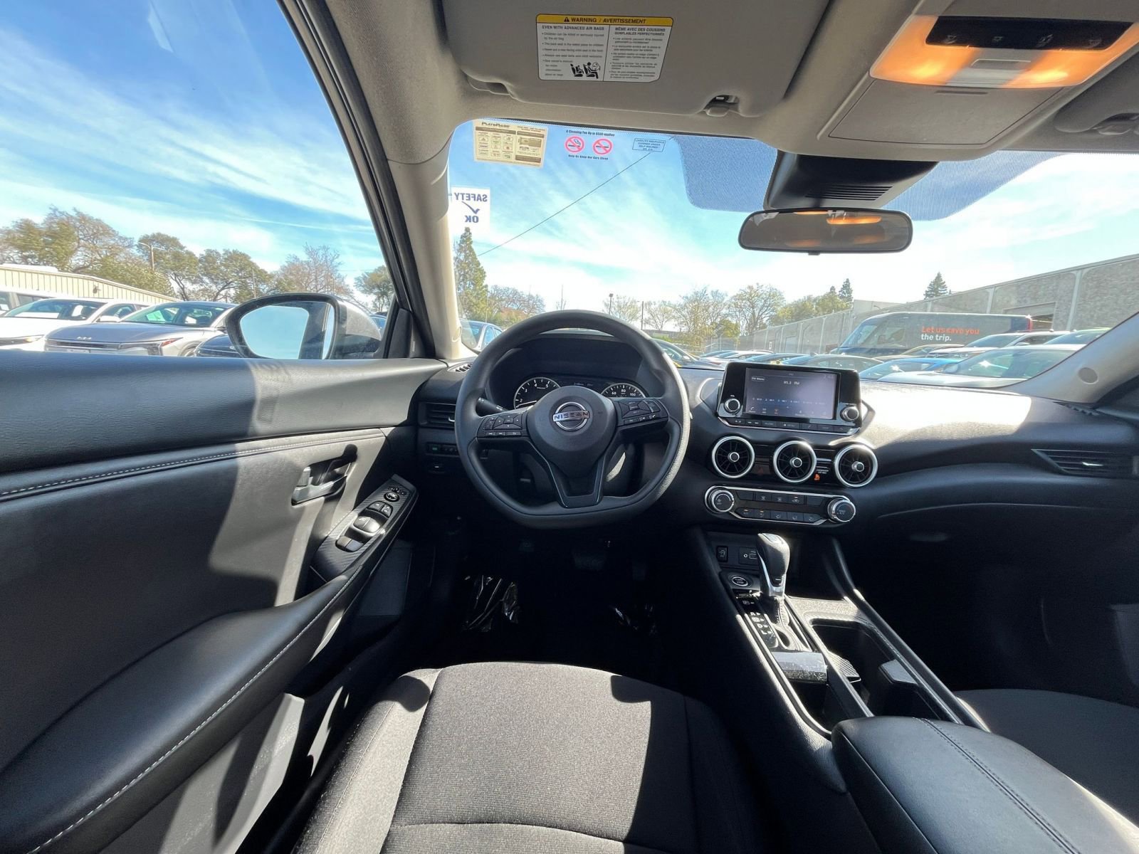 Thumbnail: 2025 Nissan Sentra - 32