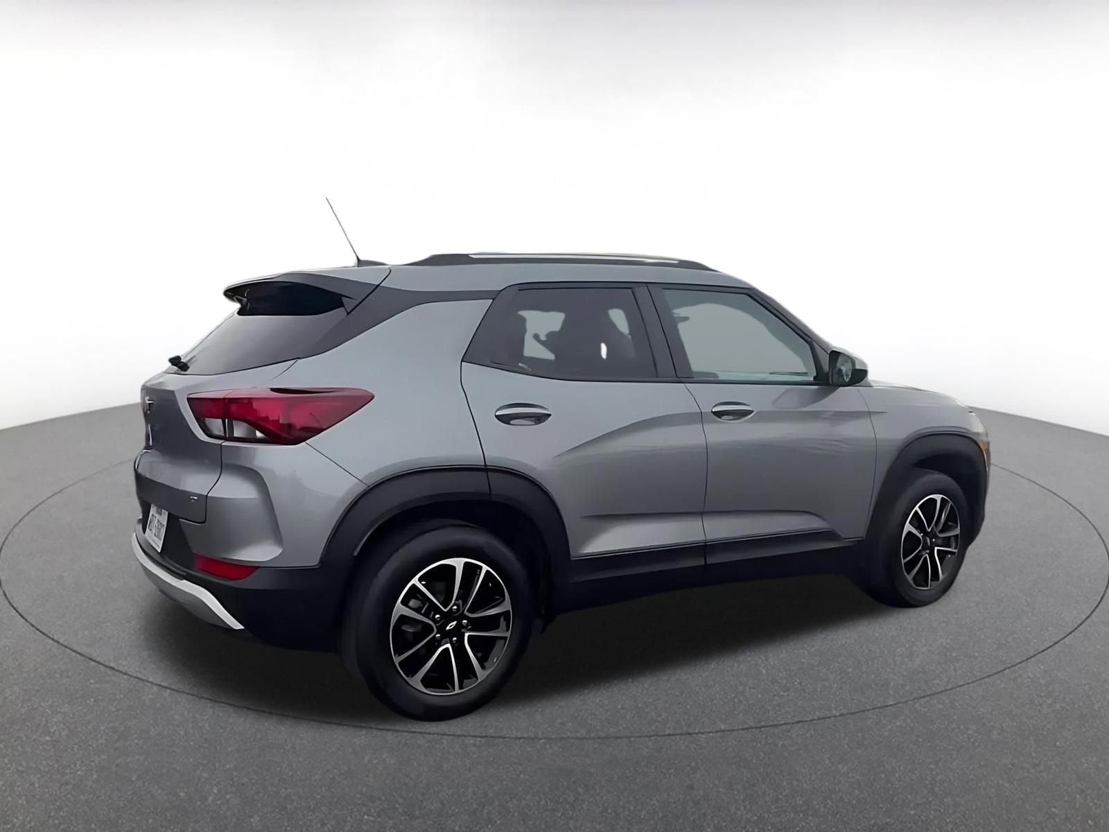 Thumbnail: 2025 Chevrolet TrailBlazer - 15