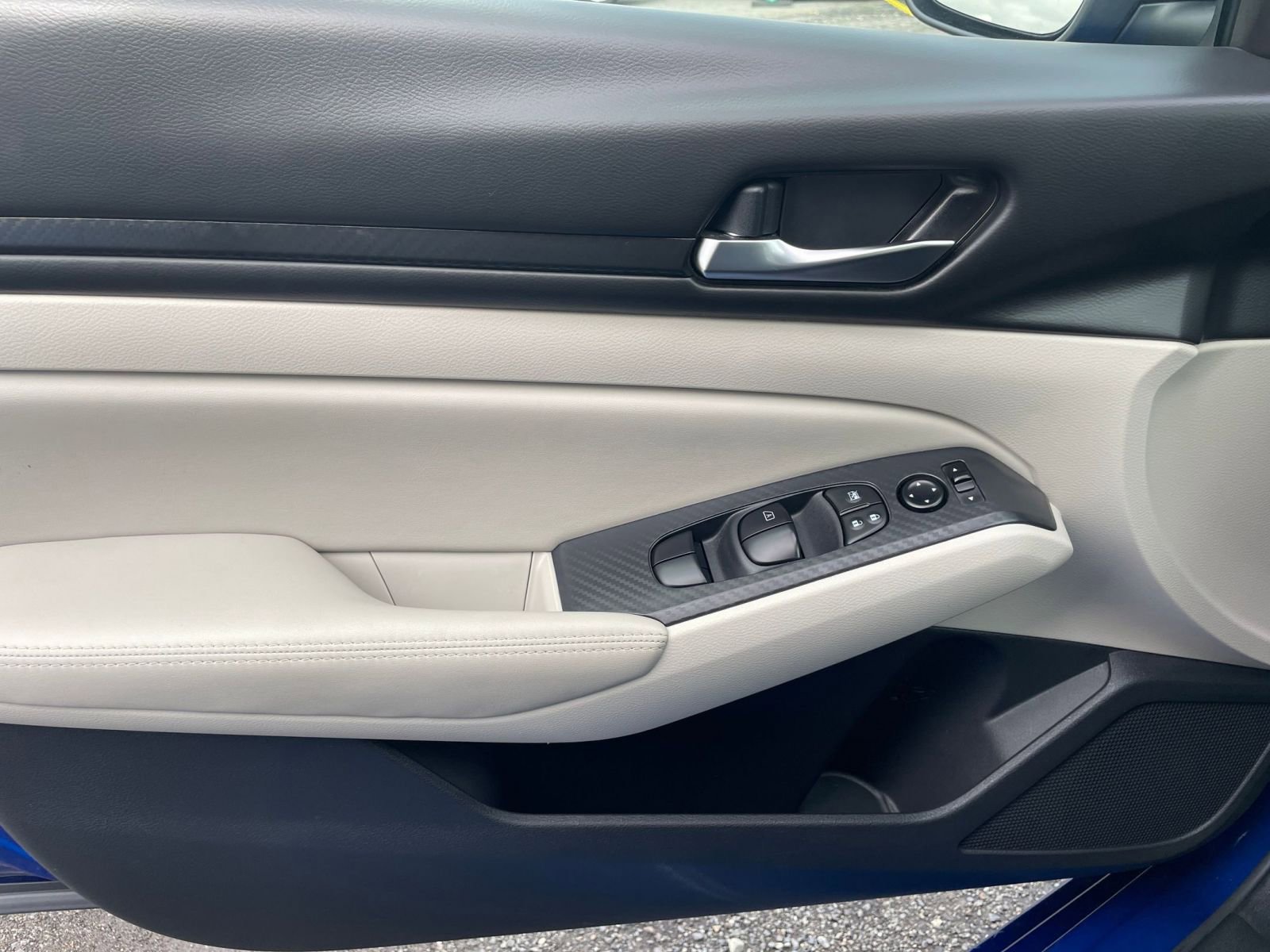 Thumbnail: 2025 Nissan Altima - 18