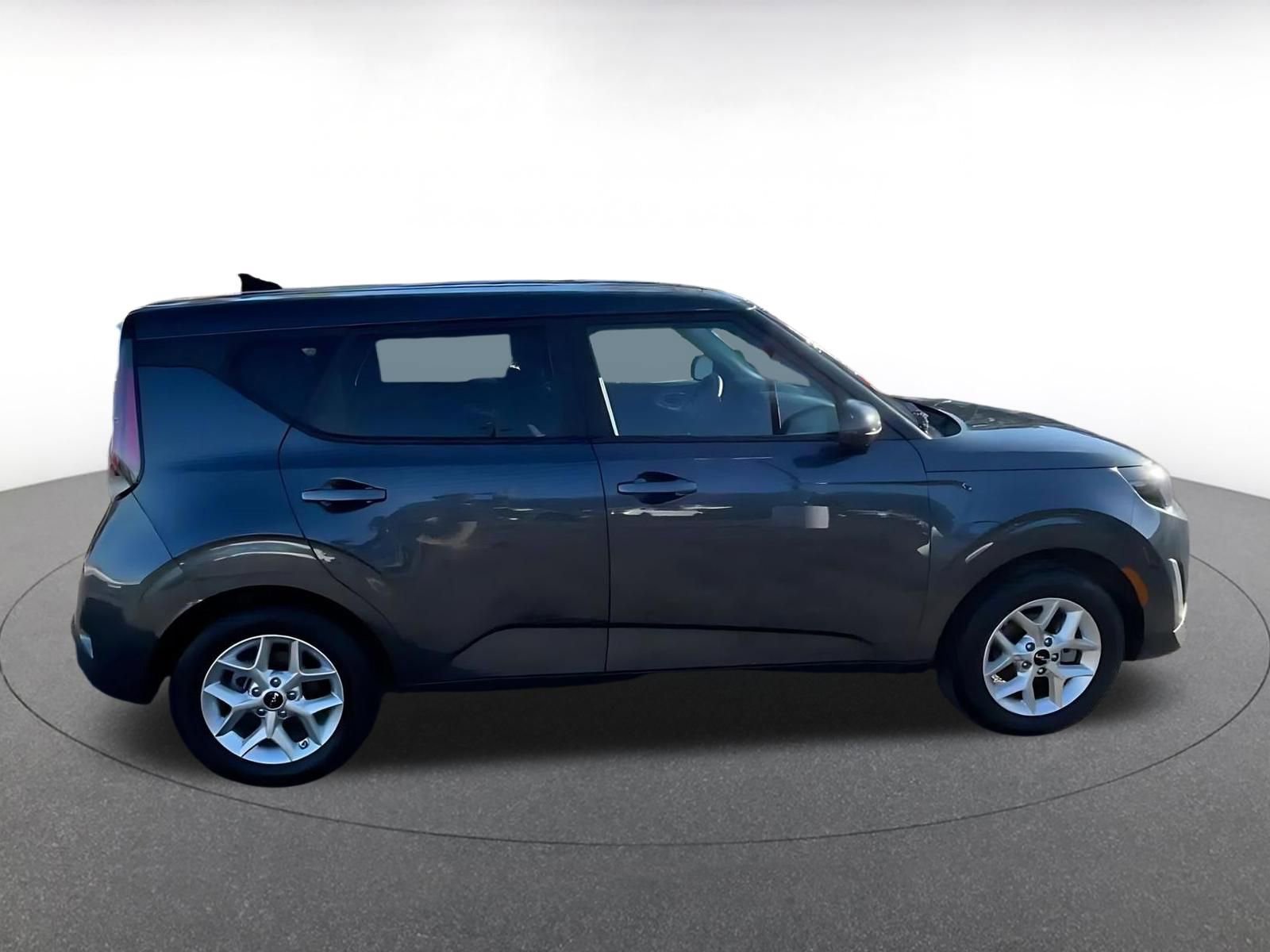 Thumbnail: 2025 Kia Soul - 16