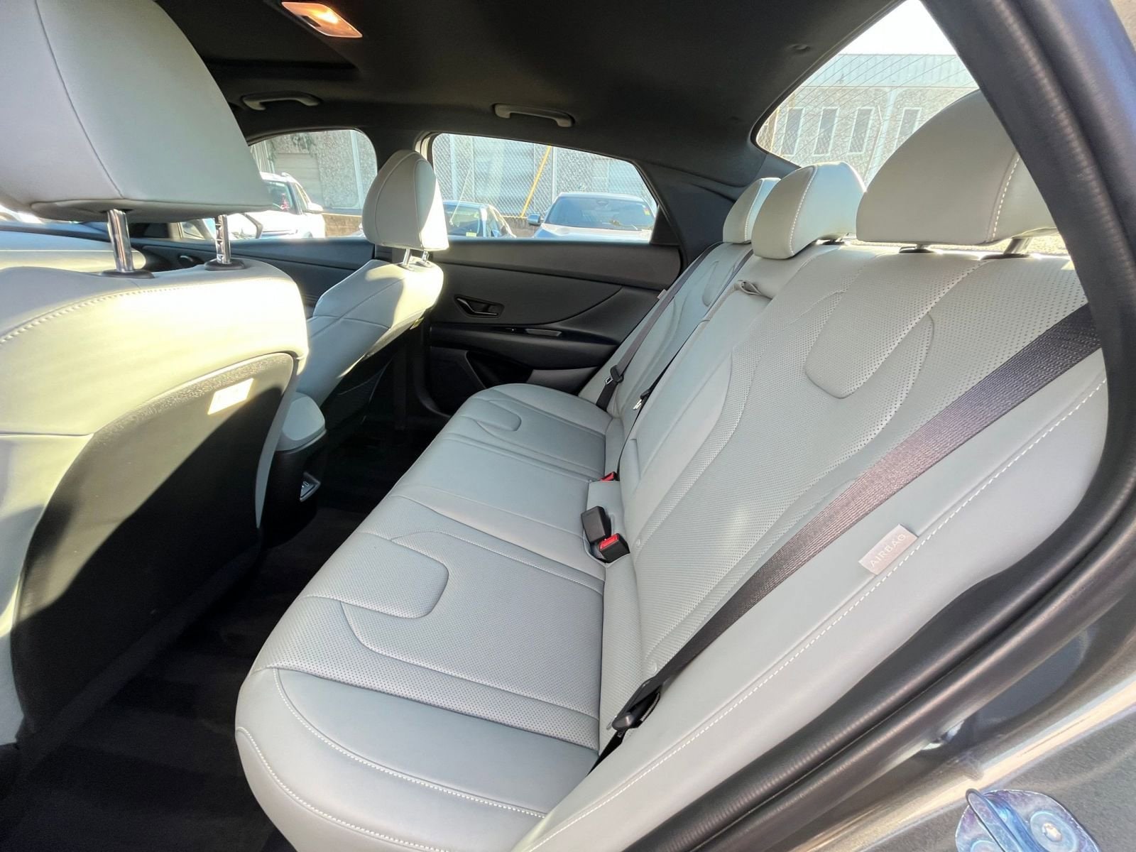 Thumbnail: 2025 Hyundai Elantra - 24