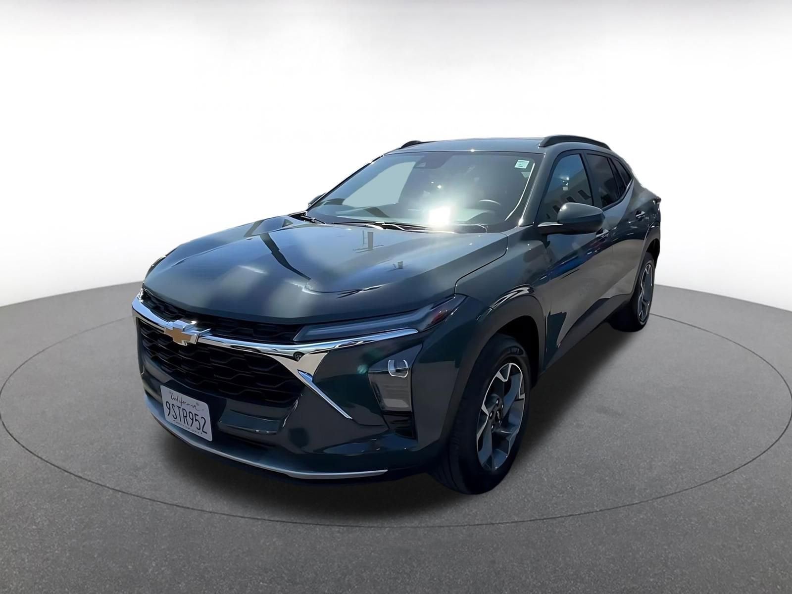 Thumbnail: 2025 Chevrolet Trax - 7
