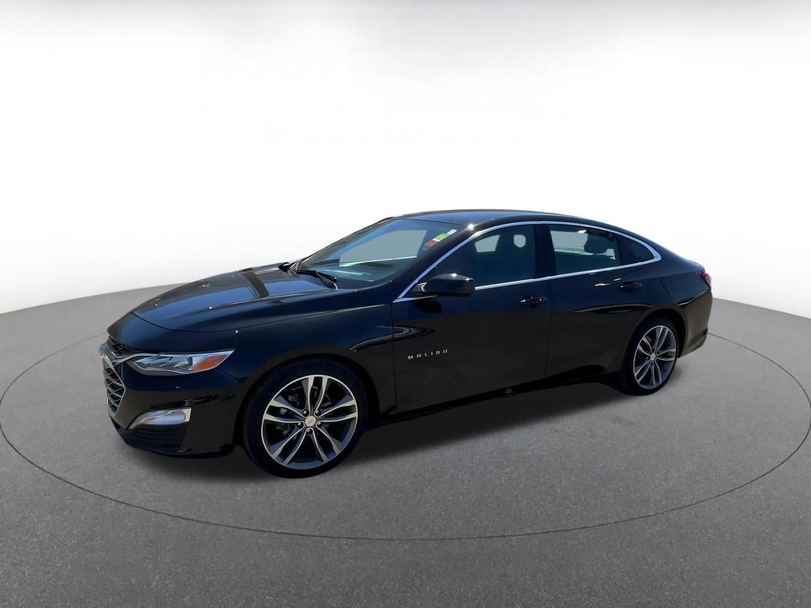 Thumbnail: 2024 Chevrolet Malibu - 8