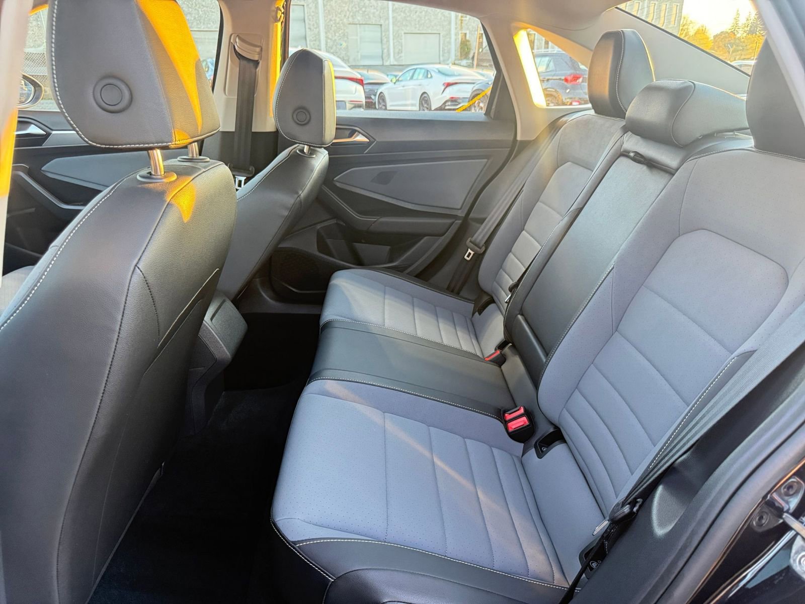 Thumbnail: 2025 Volkswagen Jetta - 25